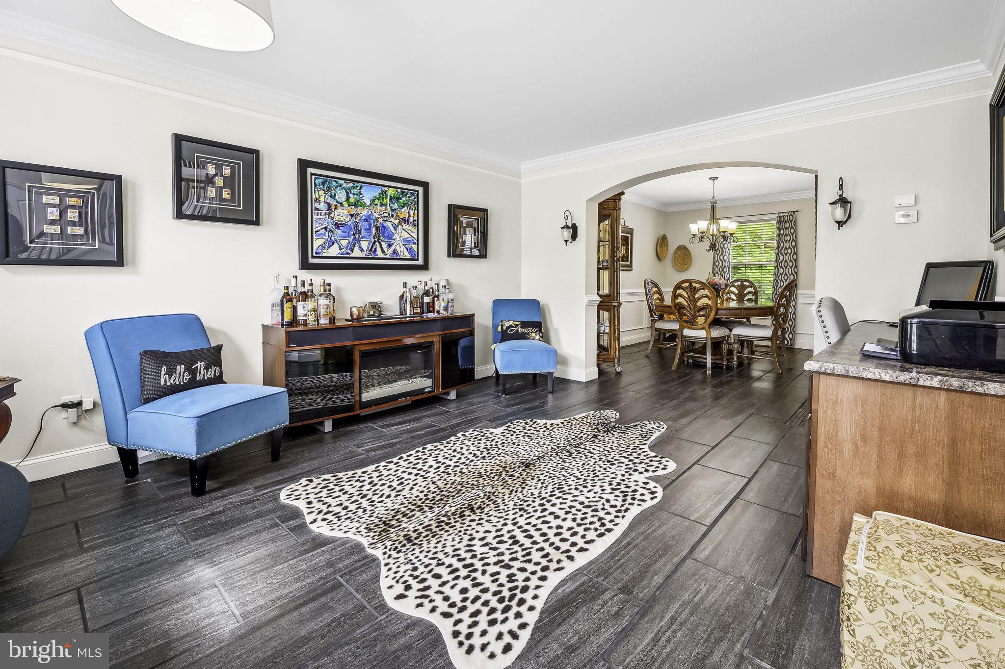 PERRY HALL - Residential