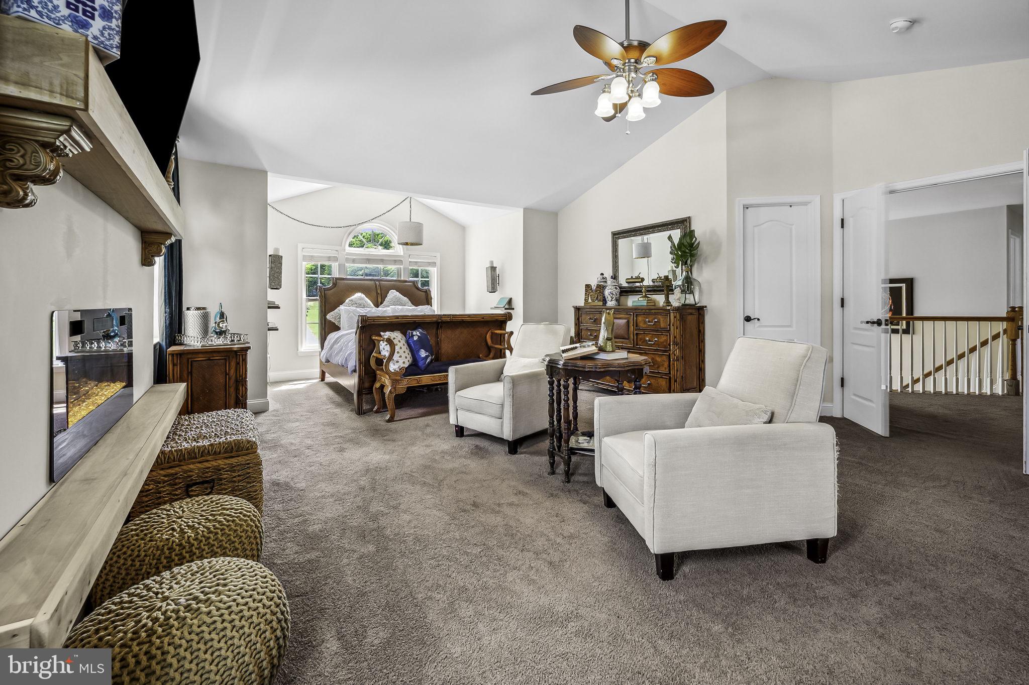 PERRY HALL - Residential