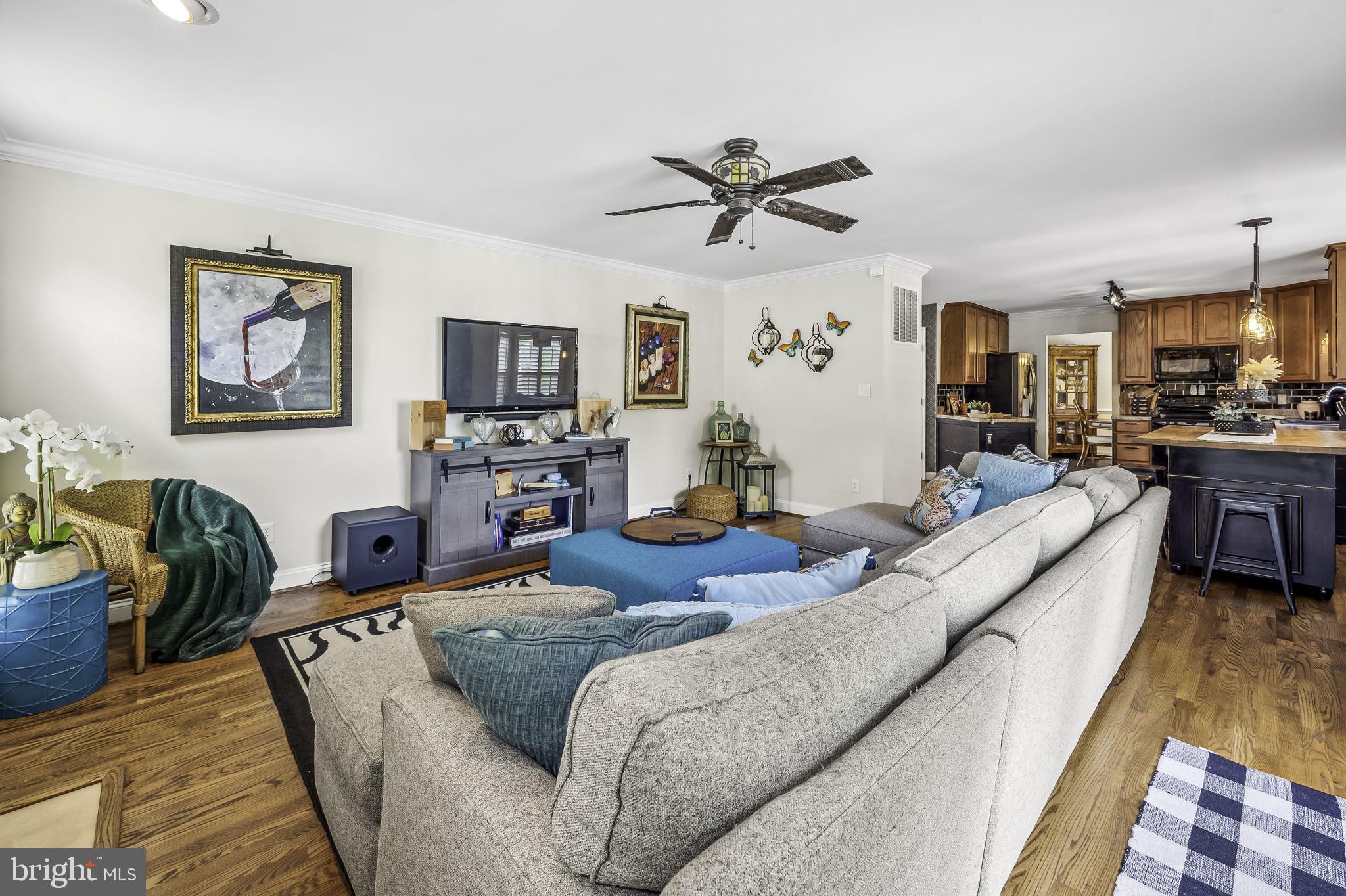 PERRY HALL - Residential