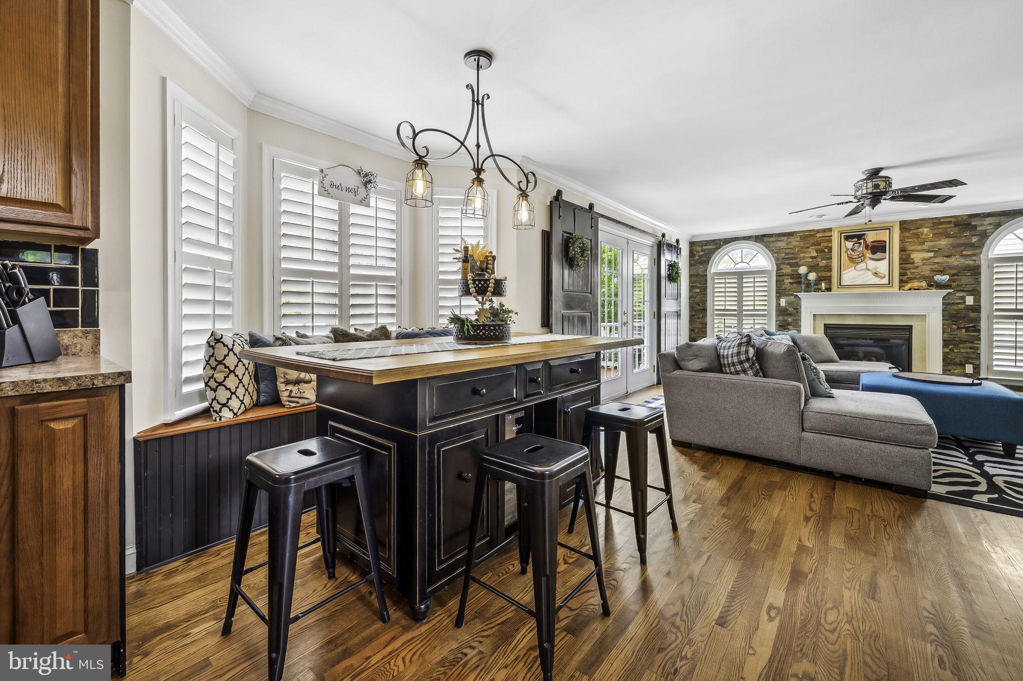 PERRY HALL - Residential