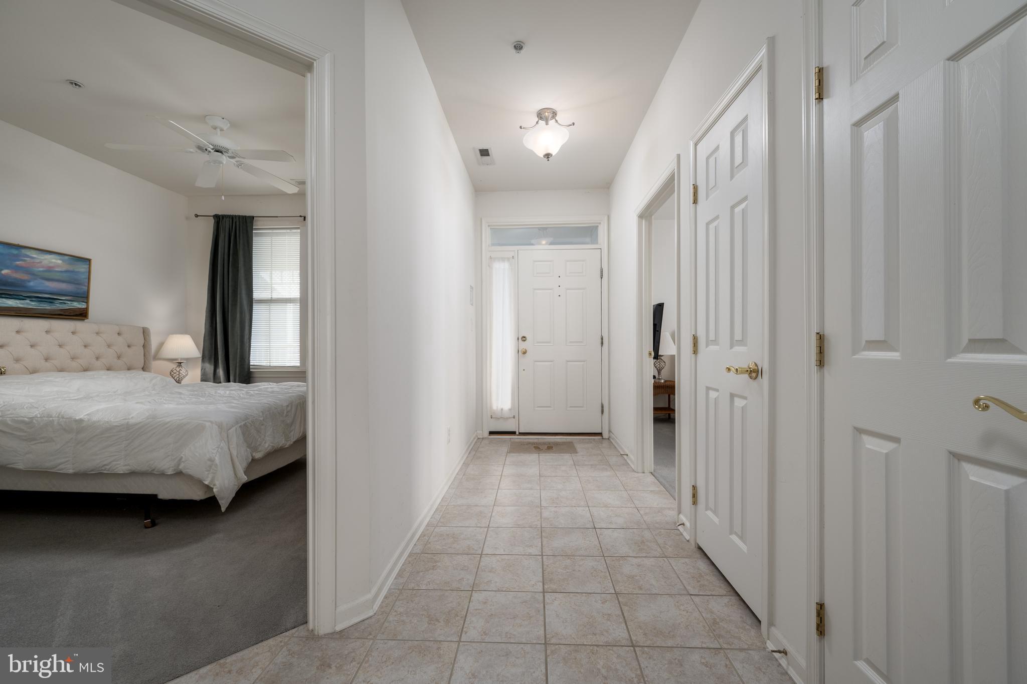 SUNSET ISLAND - Residential