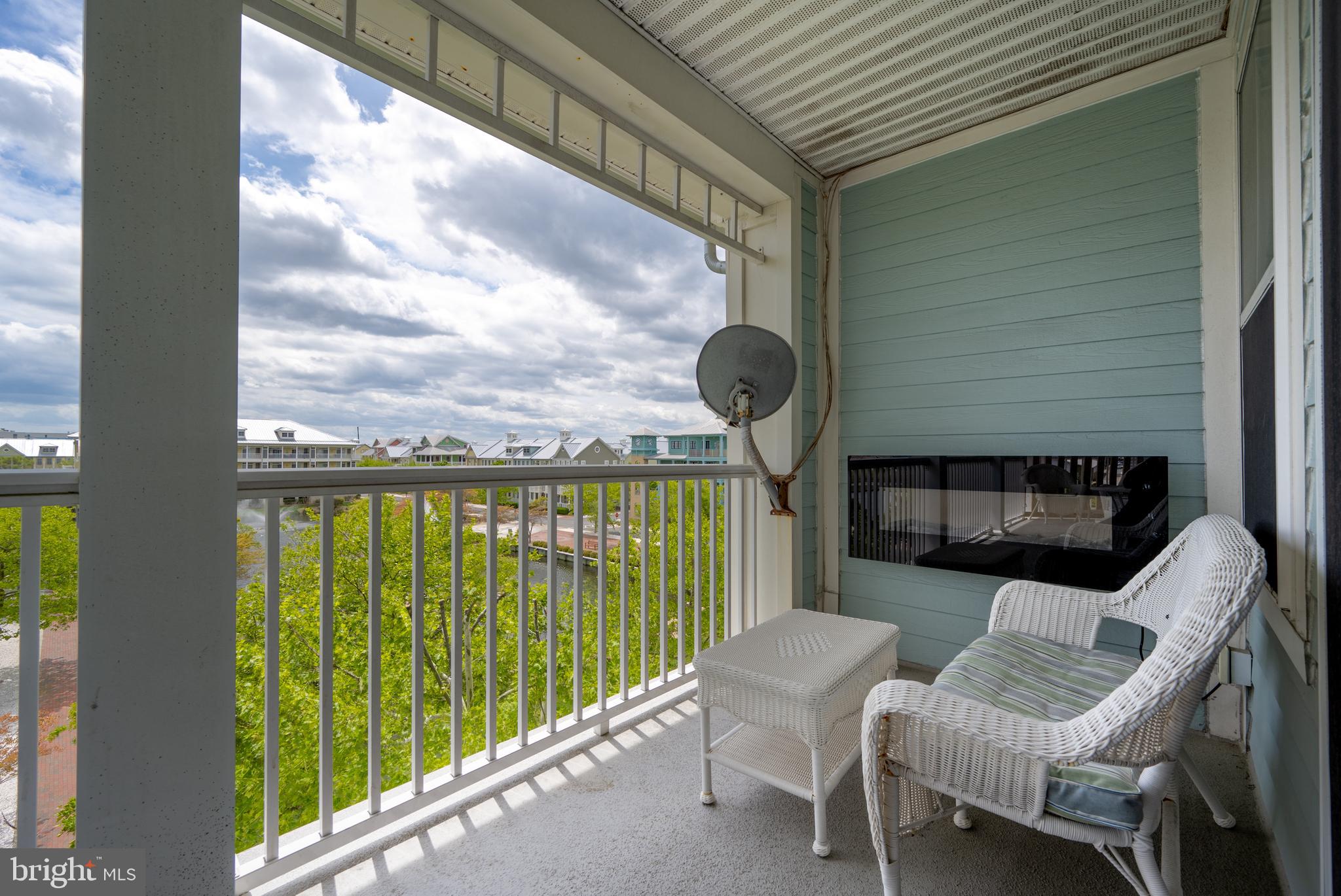 SUNSET ISLAND - Residential