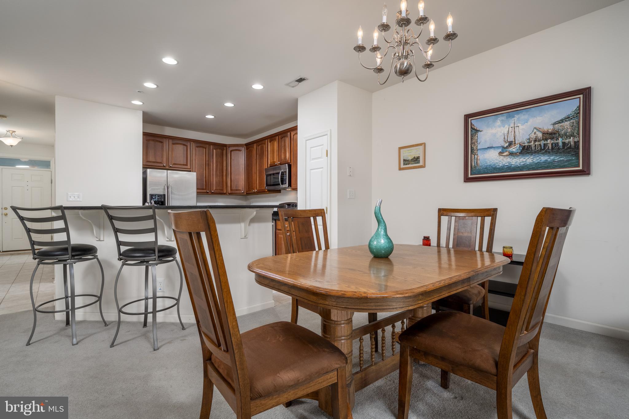 SUNSET ISLAND - Residential