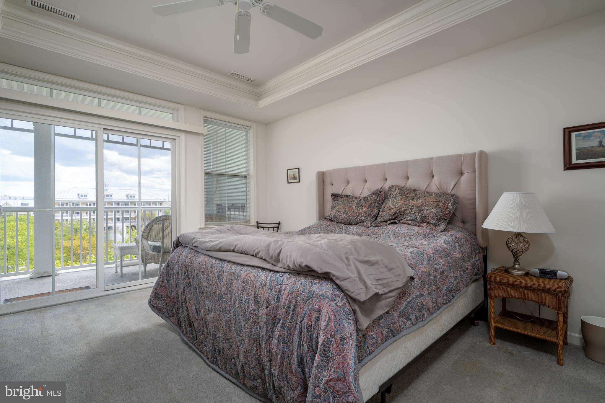 SUNSET ISLAND - Residential