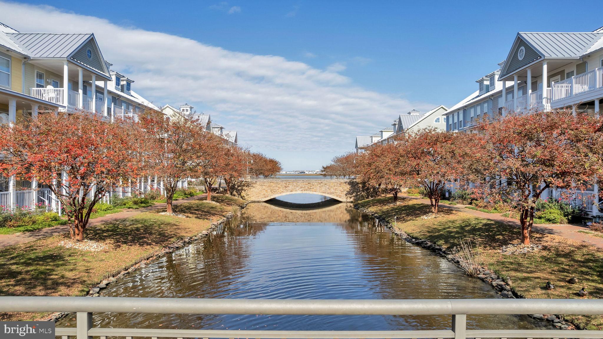 SUNSET ISLAND - Residential