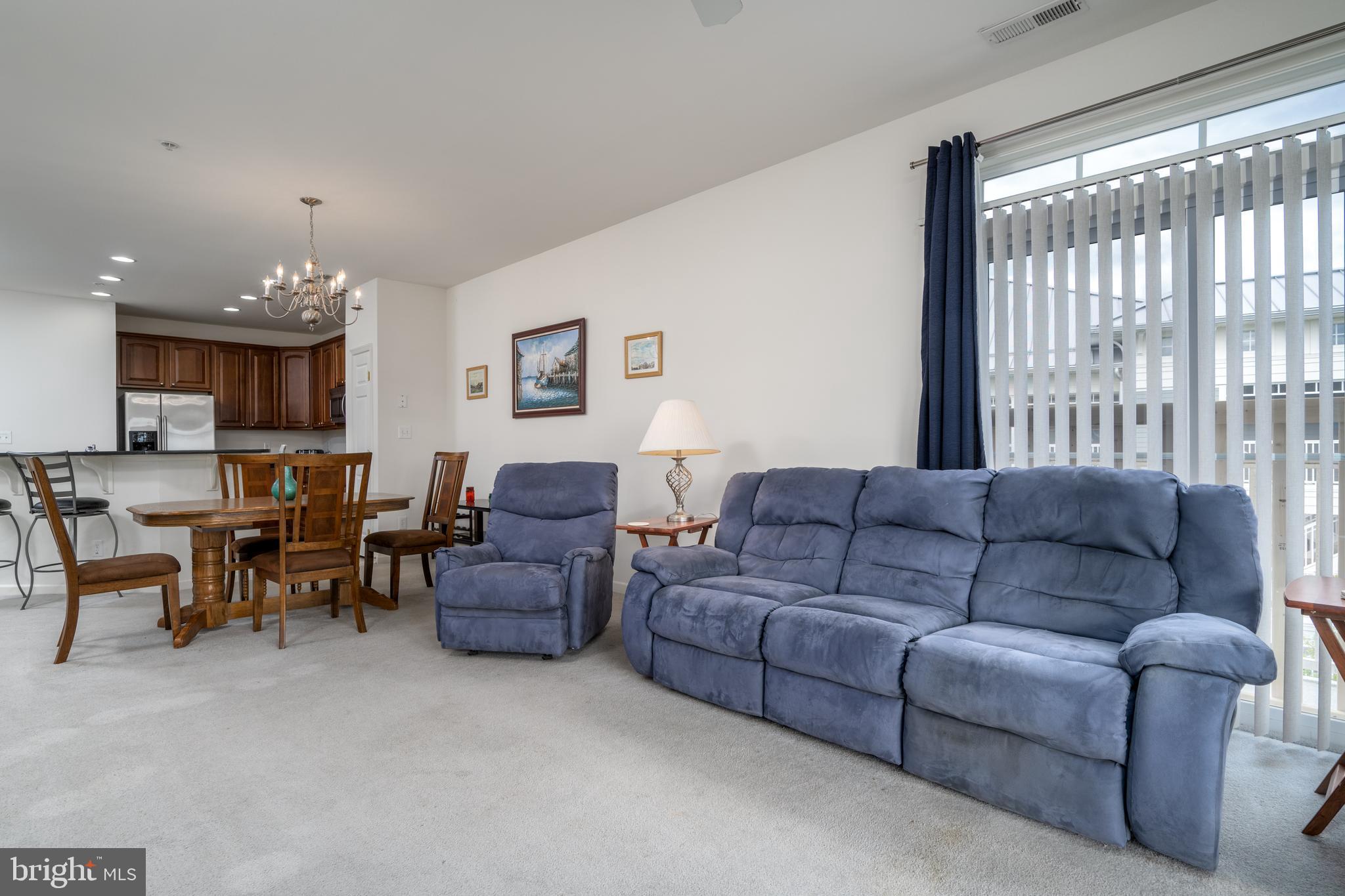 SUNSET ISLAND - Residential