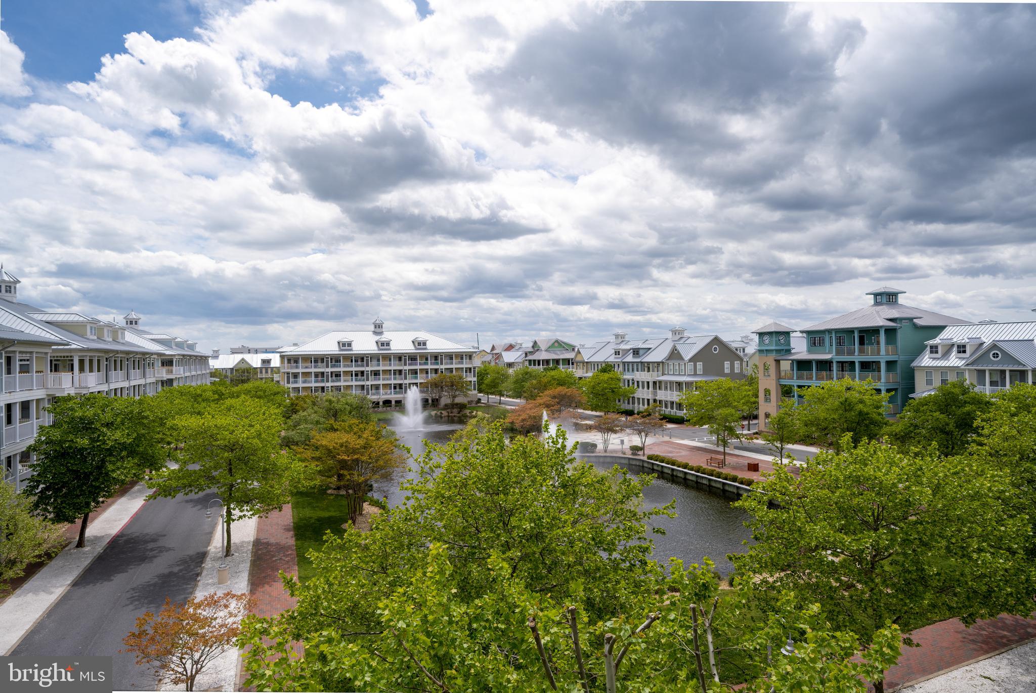 SUNSET ISLAND - Residential