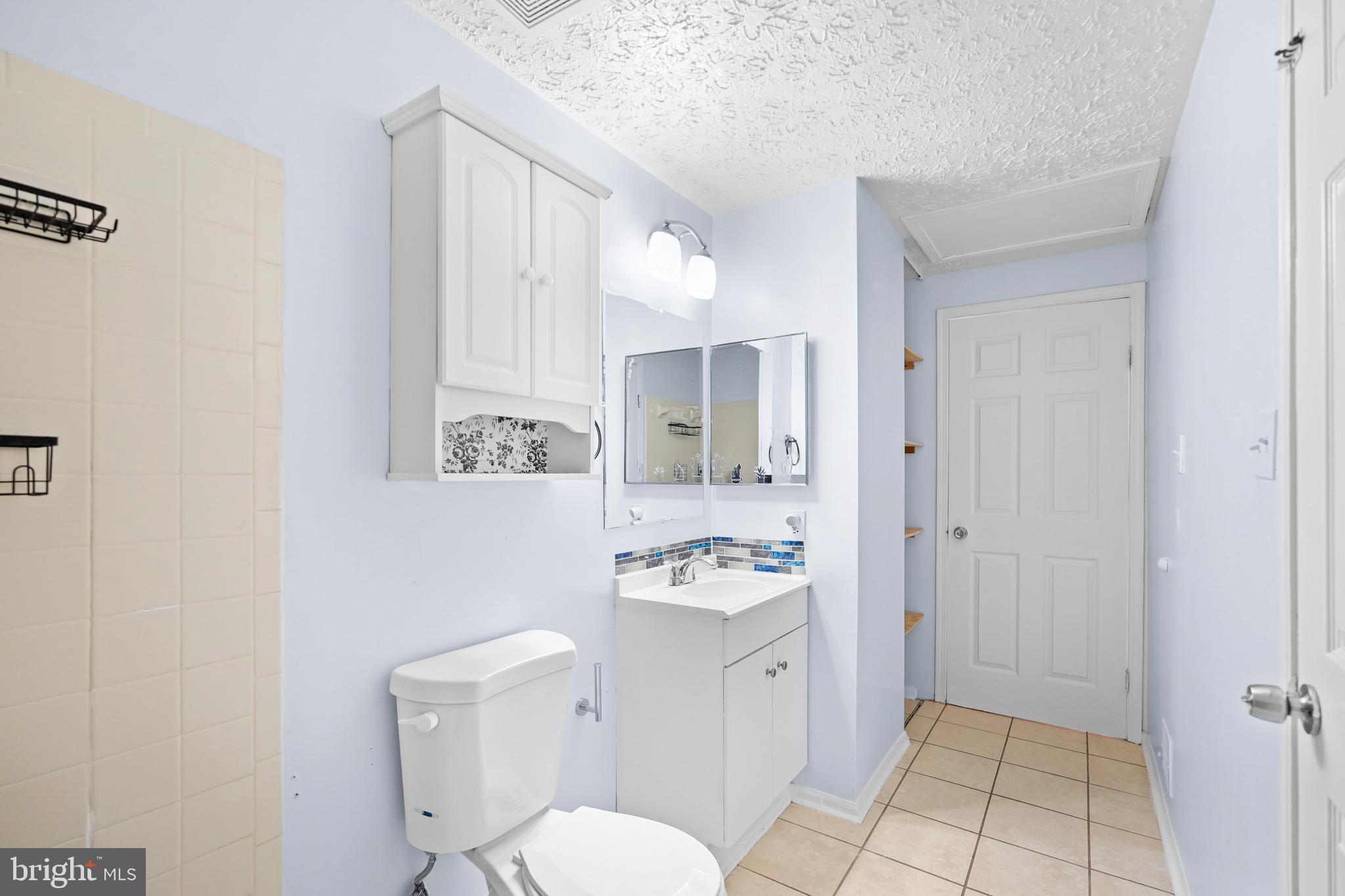 FAIRFAX - Residential