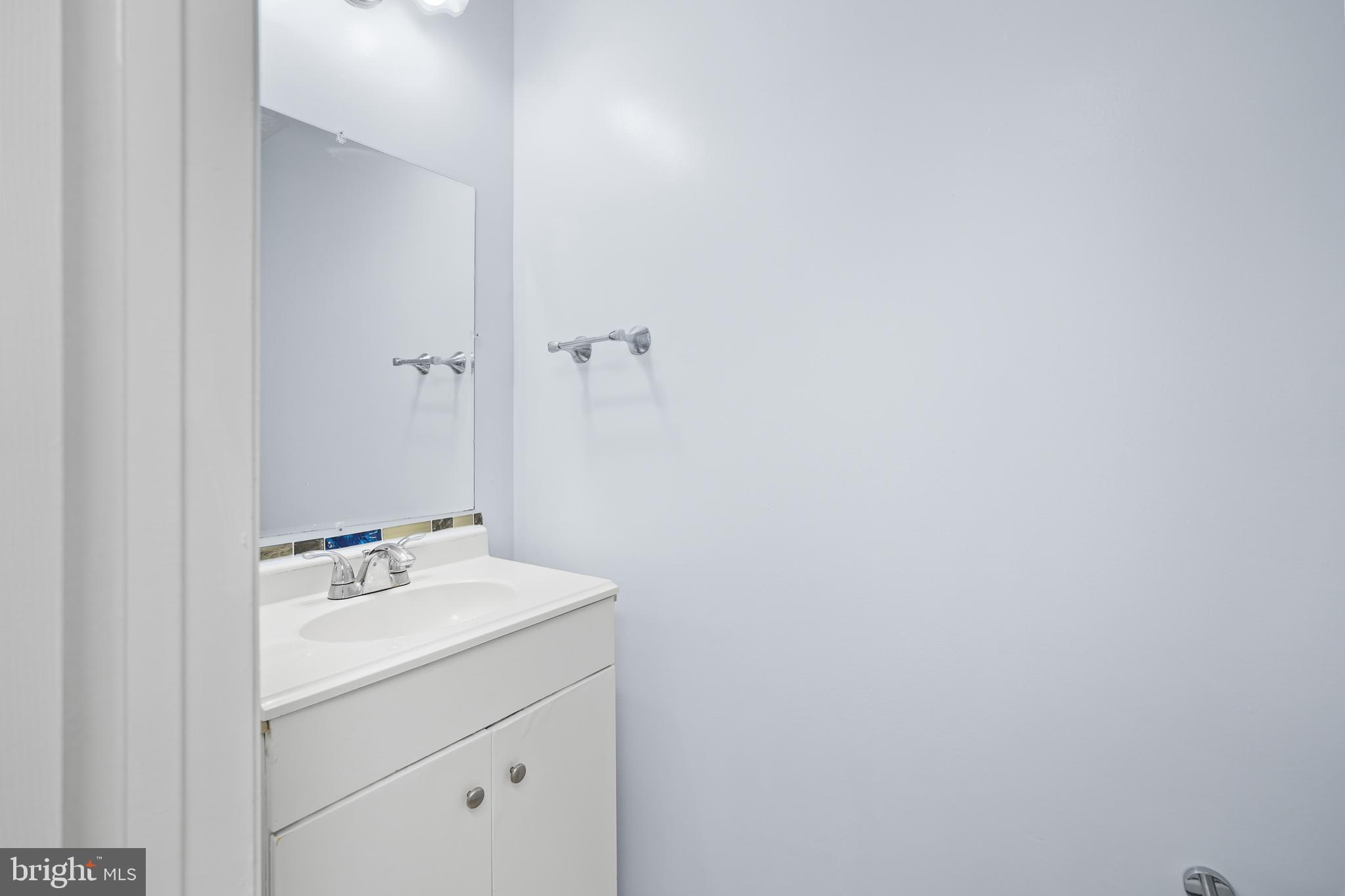 FAIRFAX - Residential