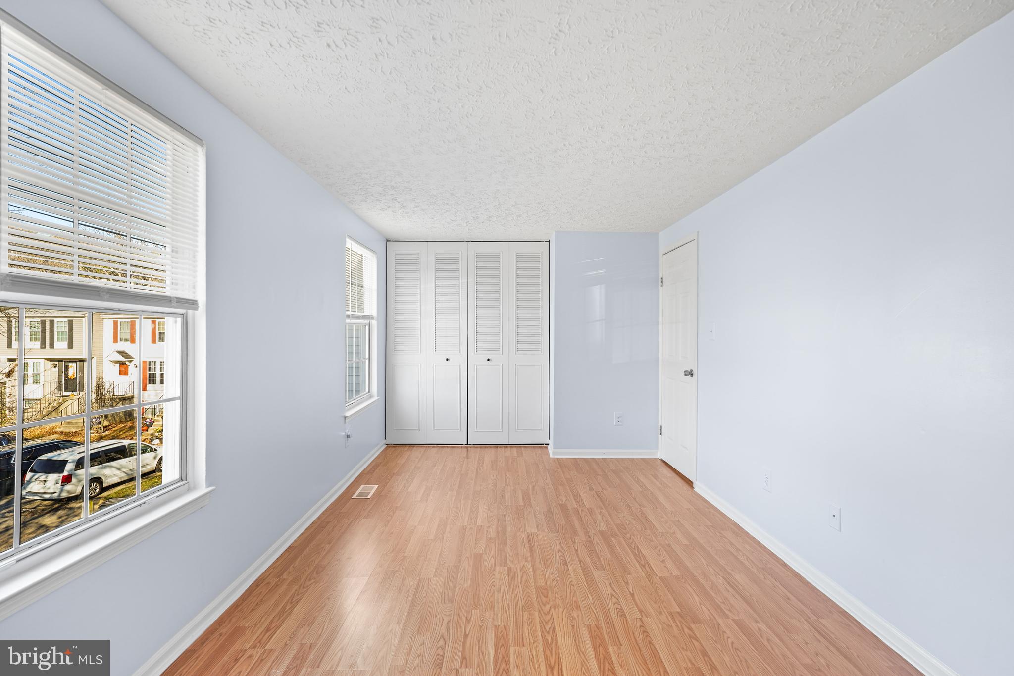 FAIRFAX - Residential