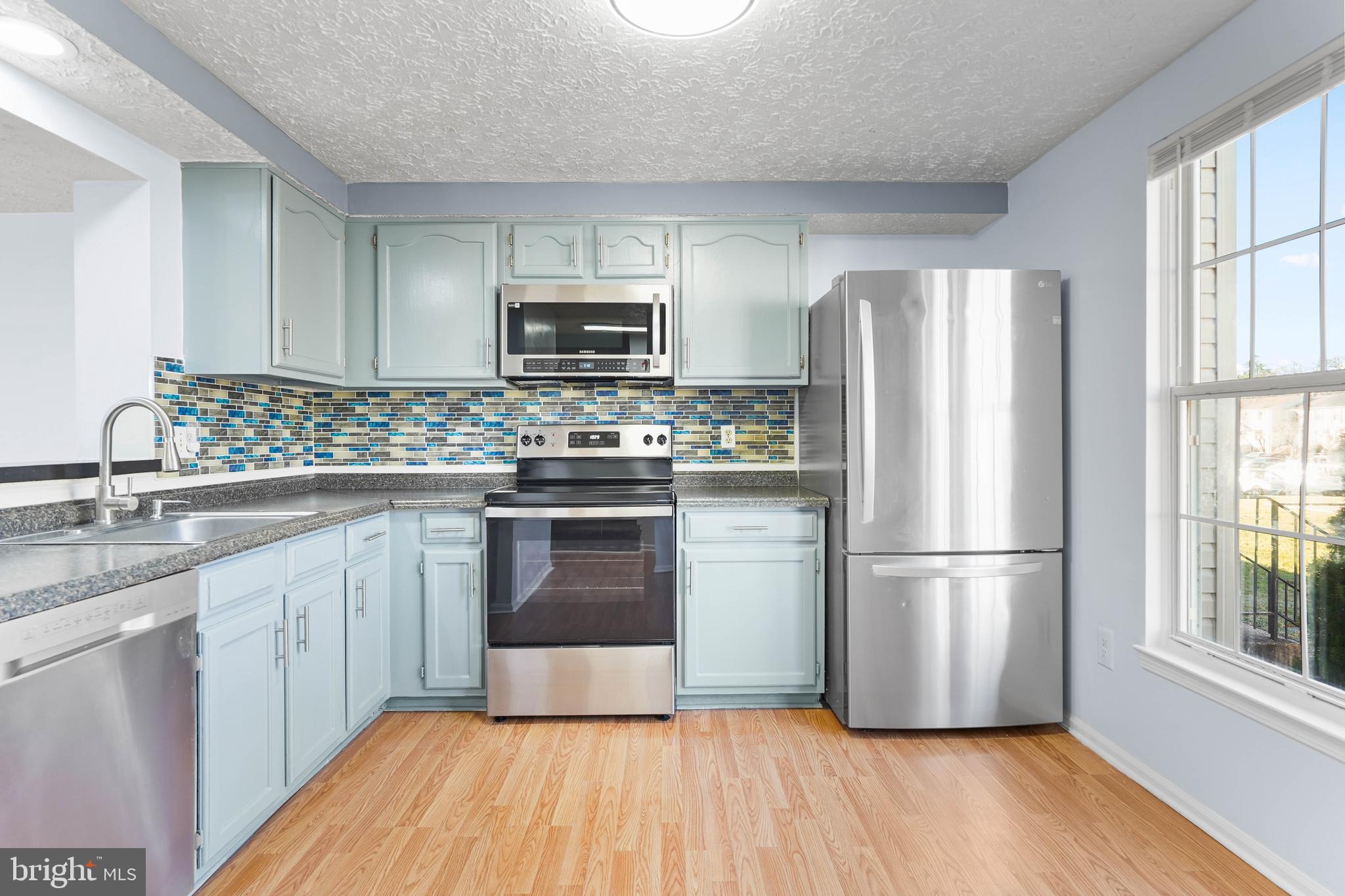 FAIRFAX - Residential