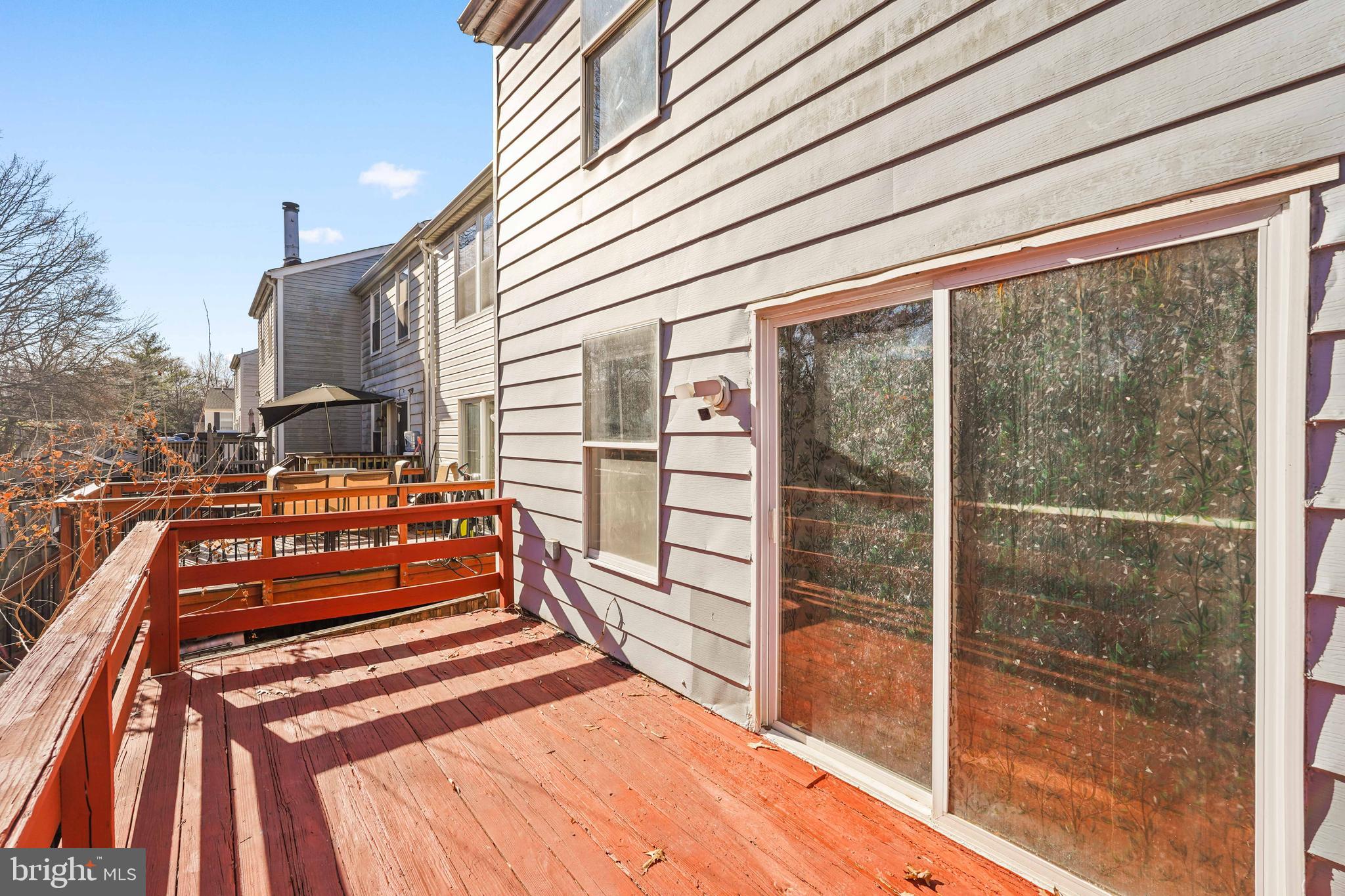 FAIRFAX - Residential