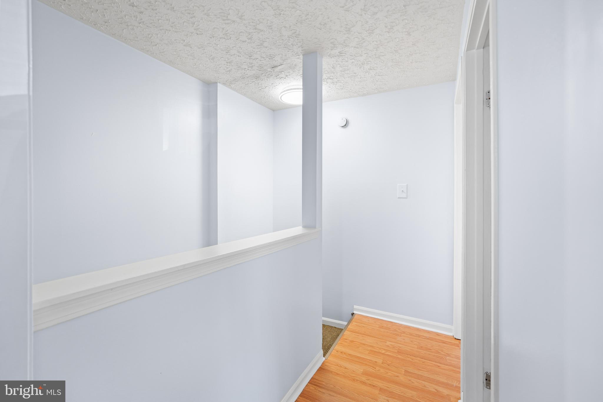 FAIRFAX - Residential