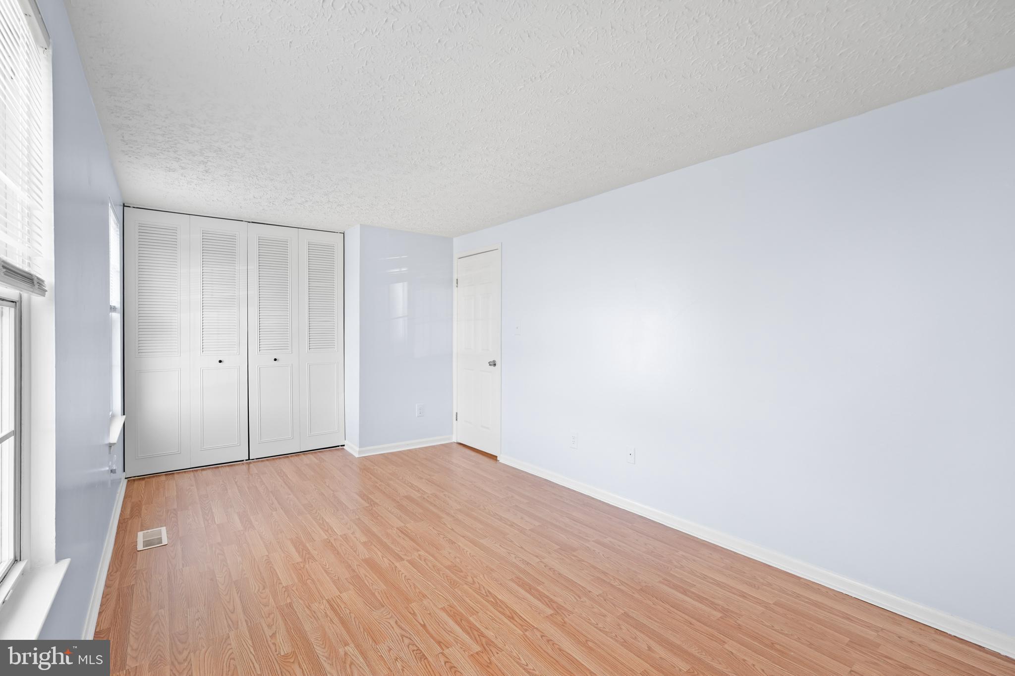 FAIRFAX - Residential