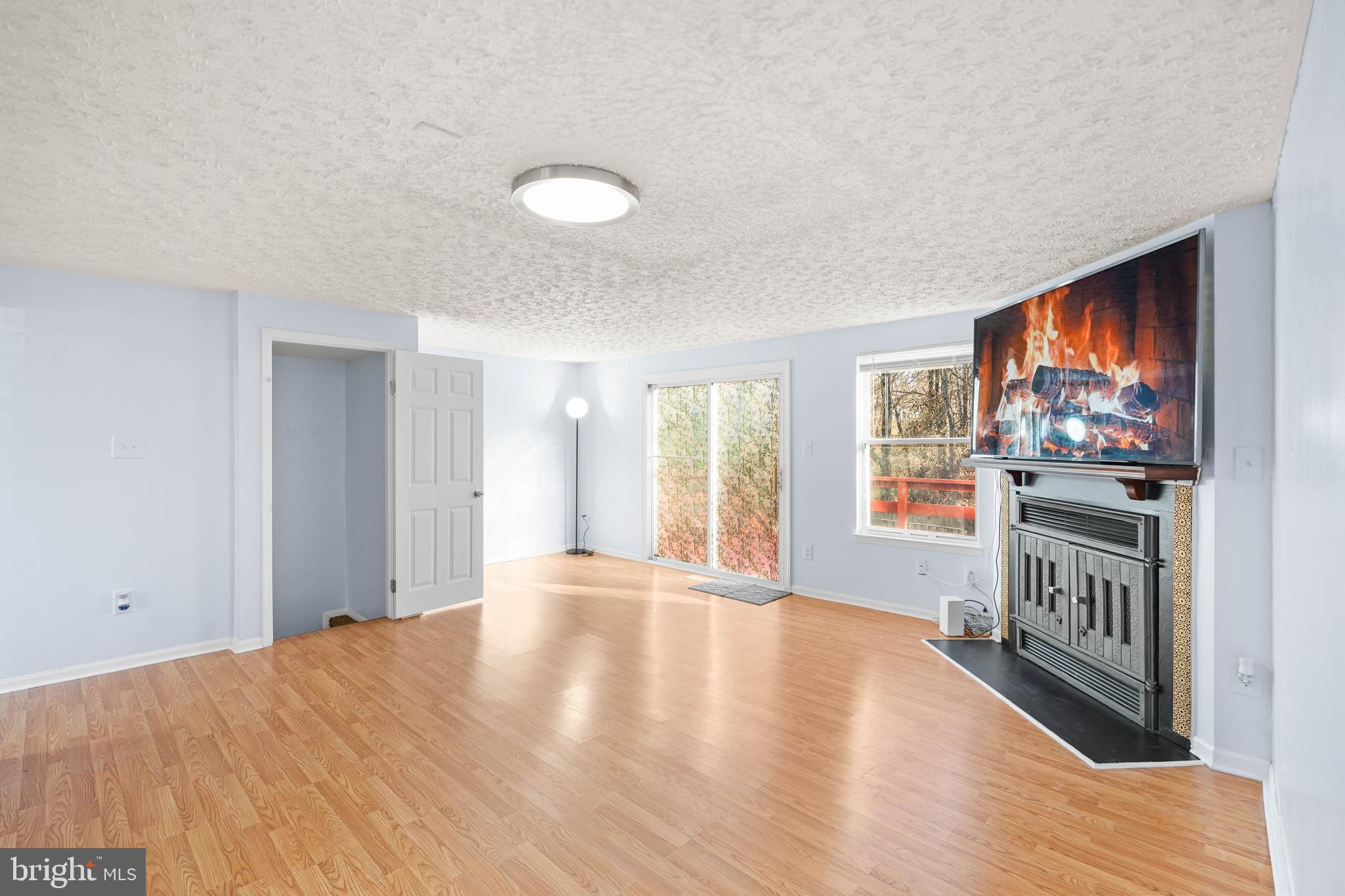 6917 VILLA DEL REY COURT