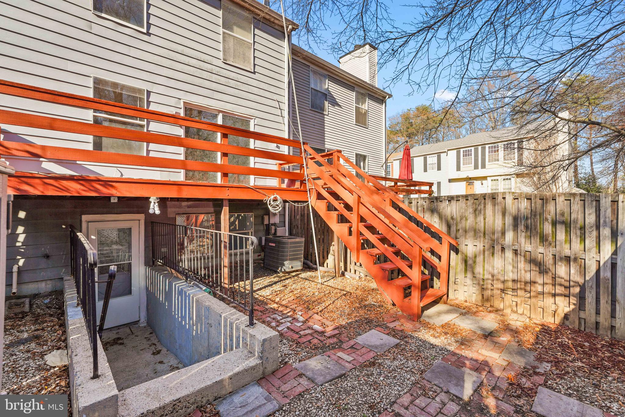 FAIRFAX - Residential