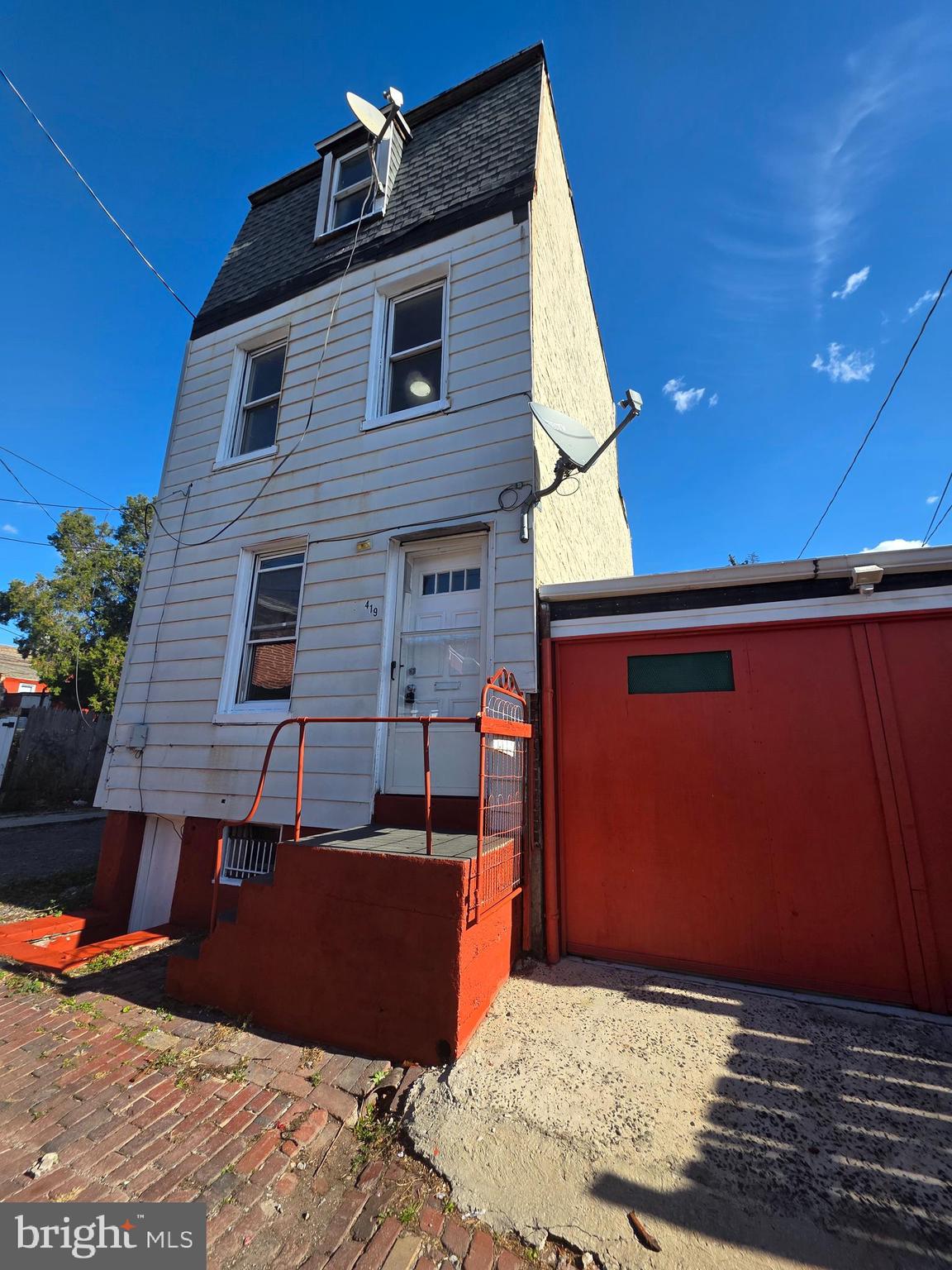 NONE AVAILABLE - Residential Lease