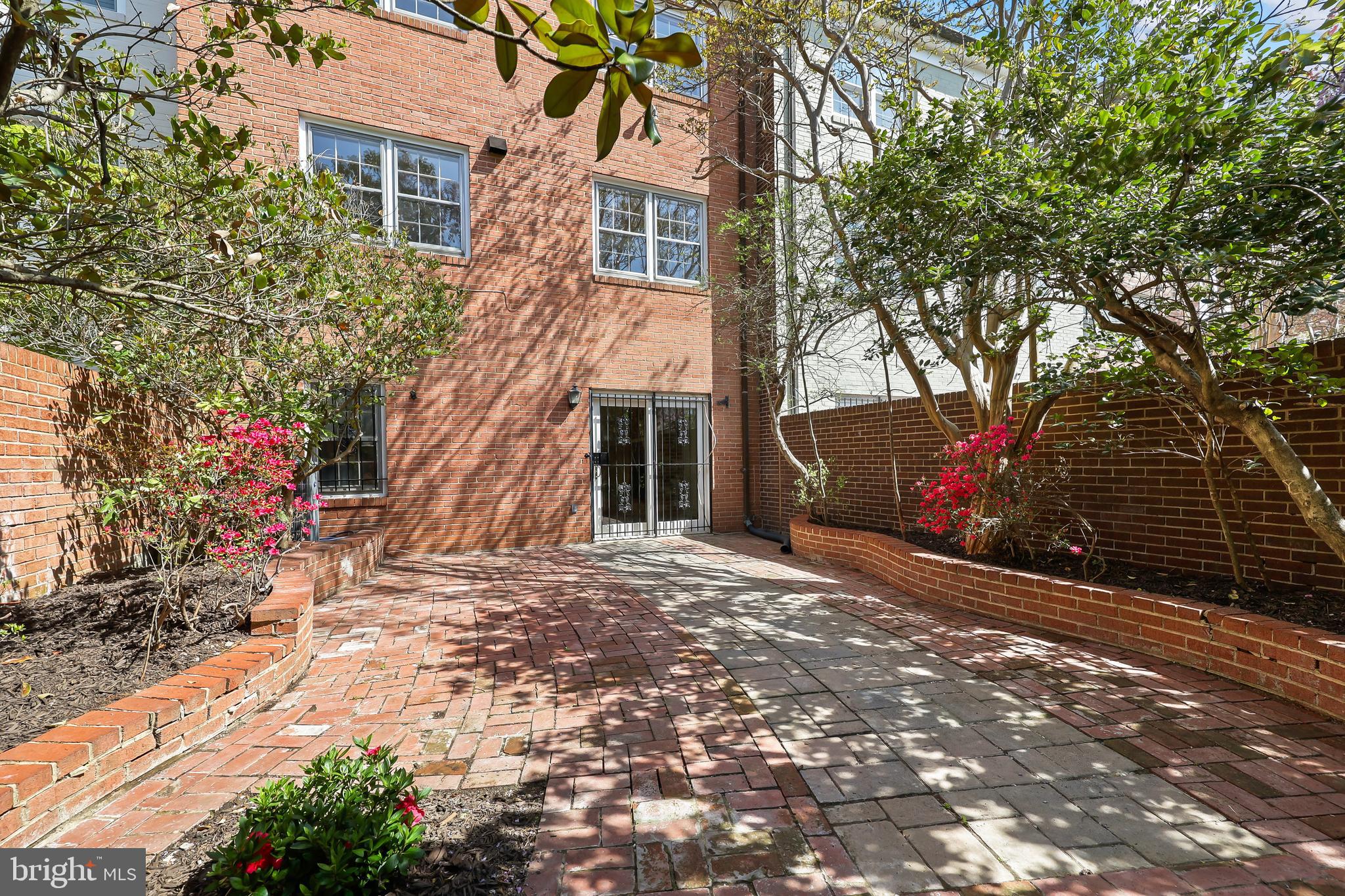 OLDE BELHAVEN TOWNE - Residential