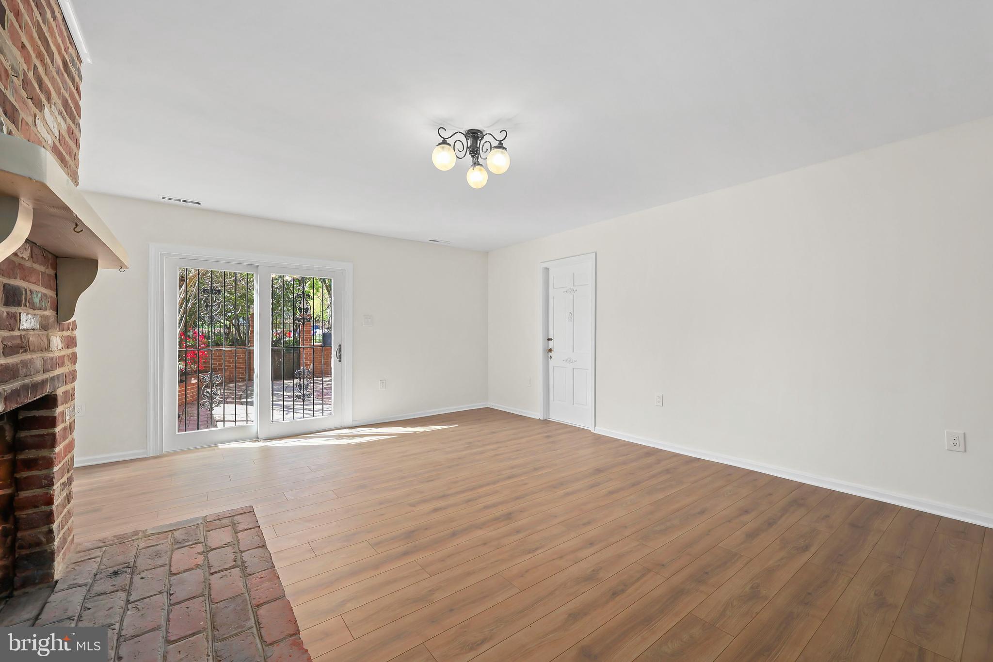 OLDE BELHAVEN TOWNE - Residential