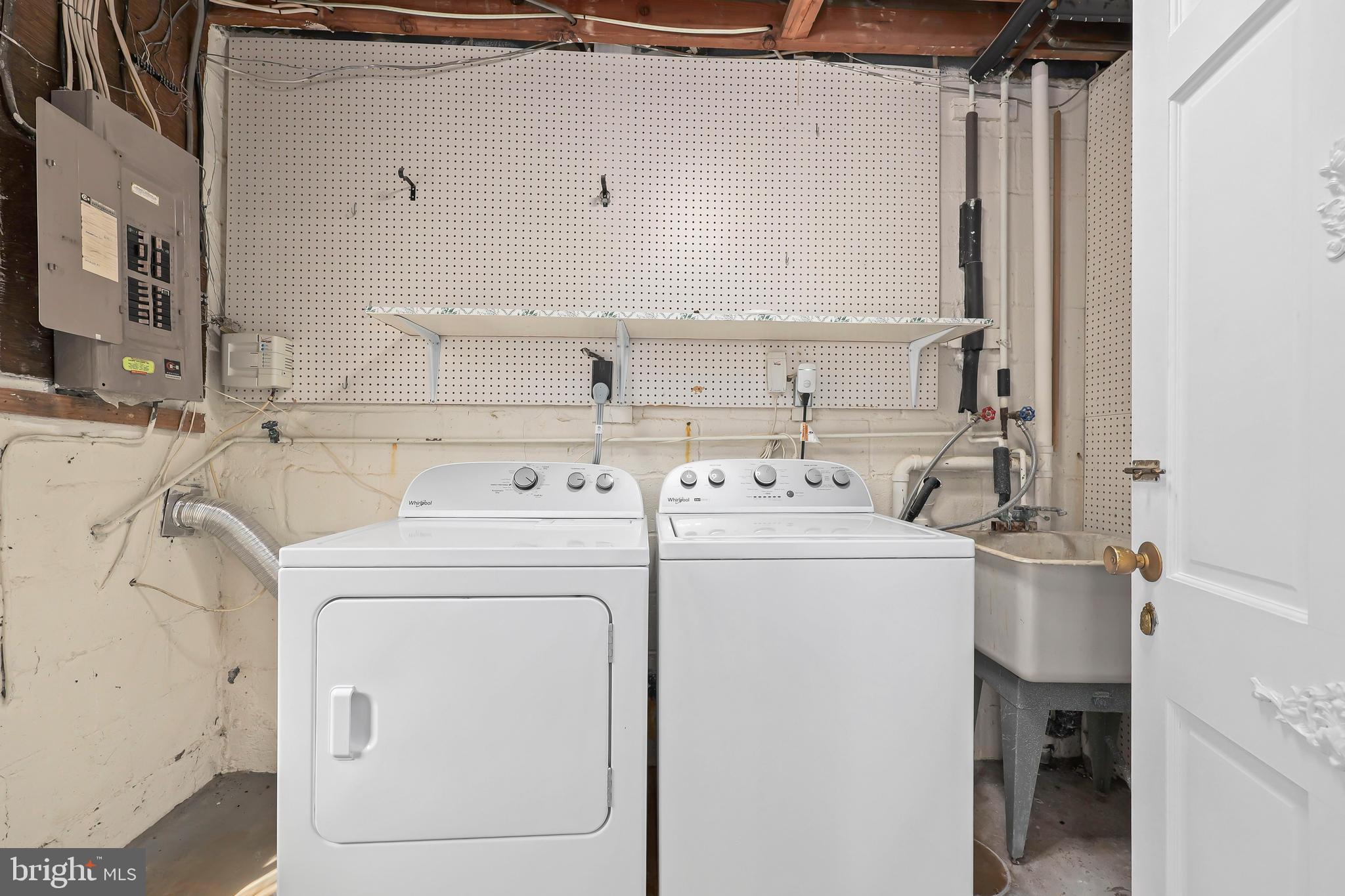 OLDE BELHAVEN TOWNE - Residential