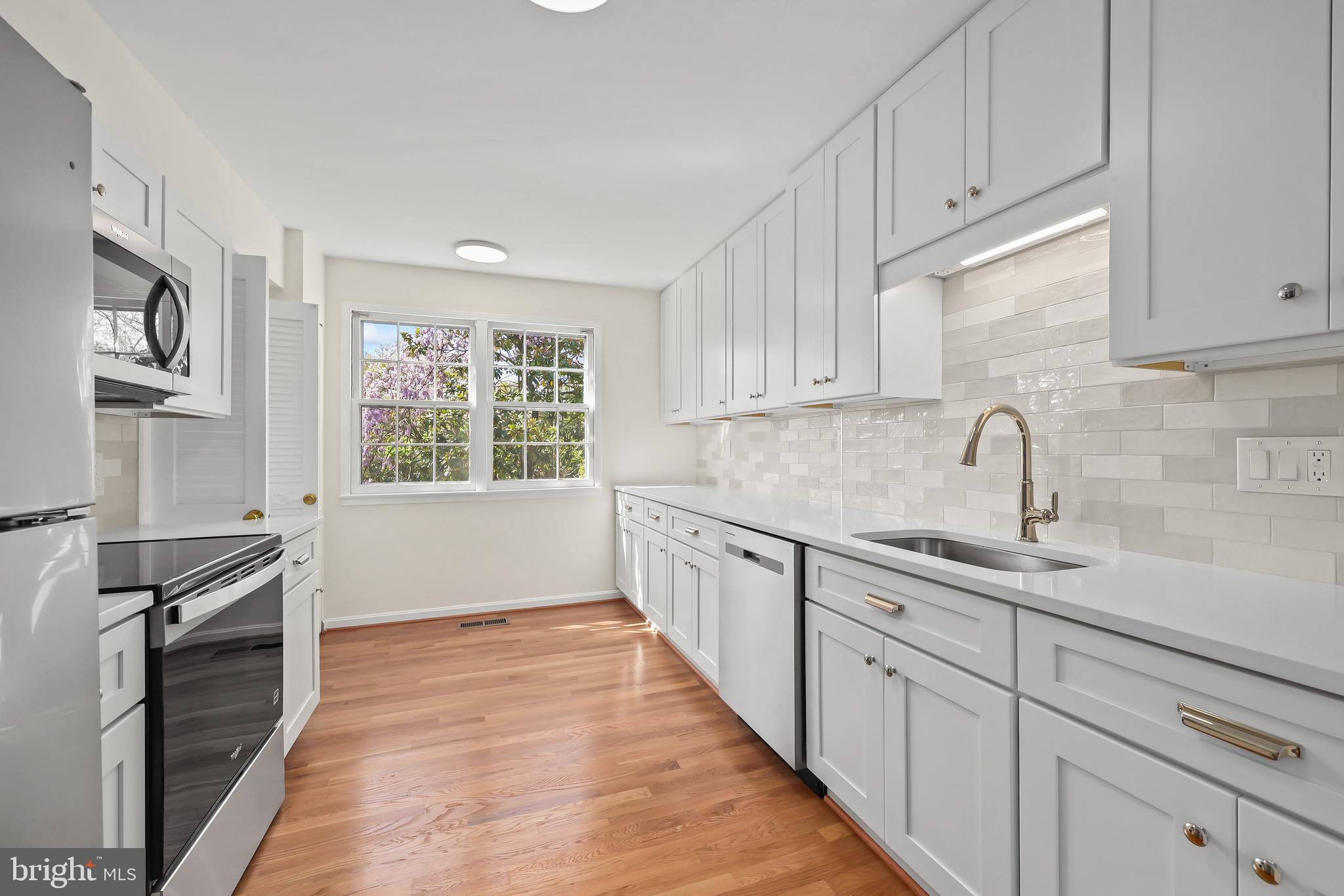 OLDE BELHAVEN TOWNE - Residential