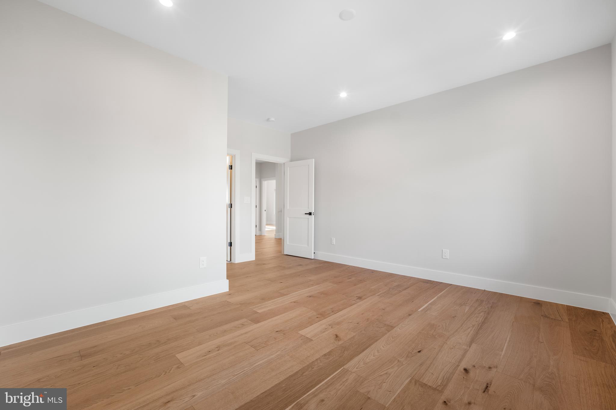 HAMLET - Residential