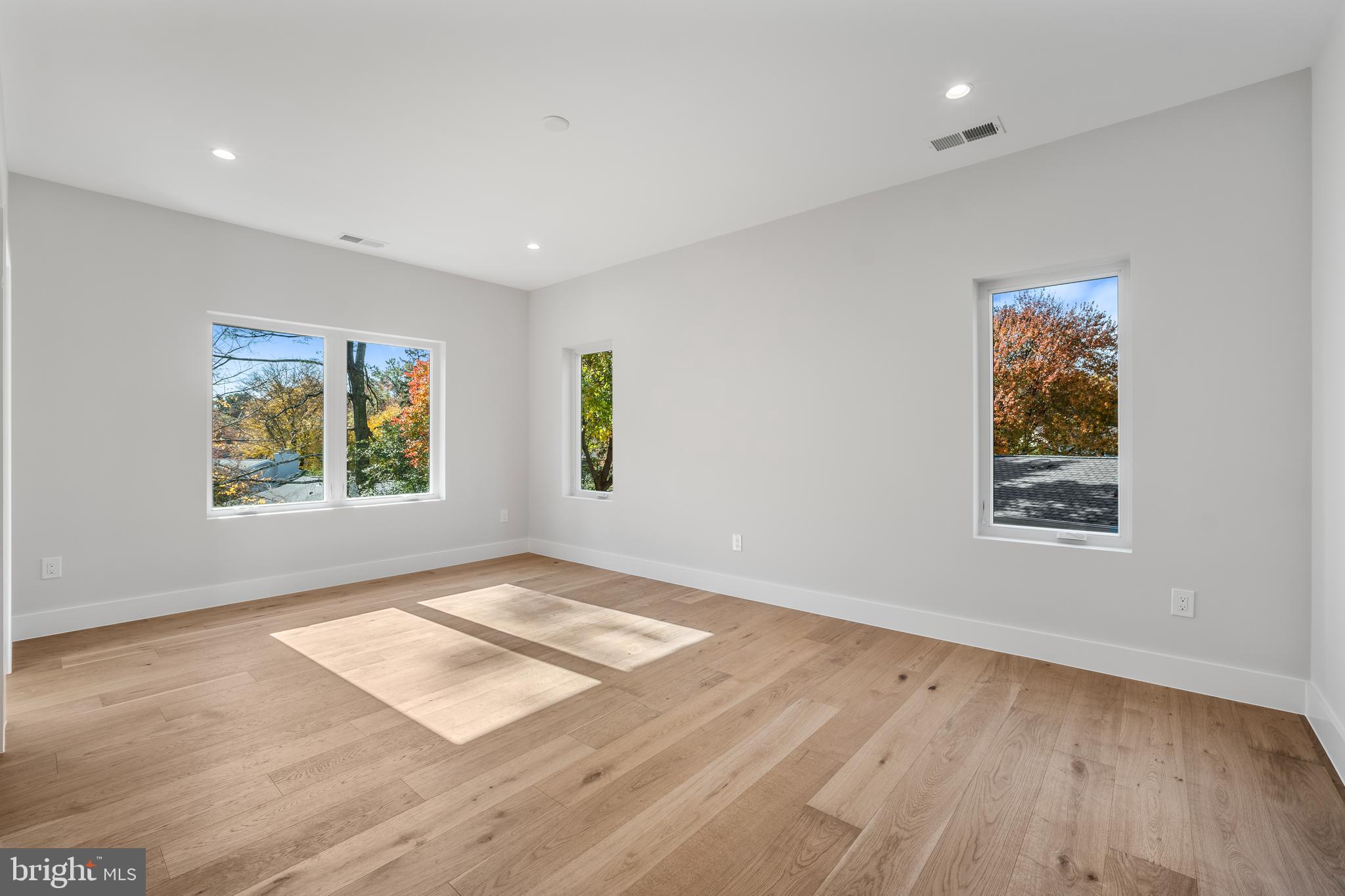 HAMLET - Residential