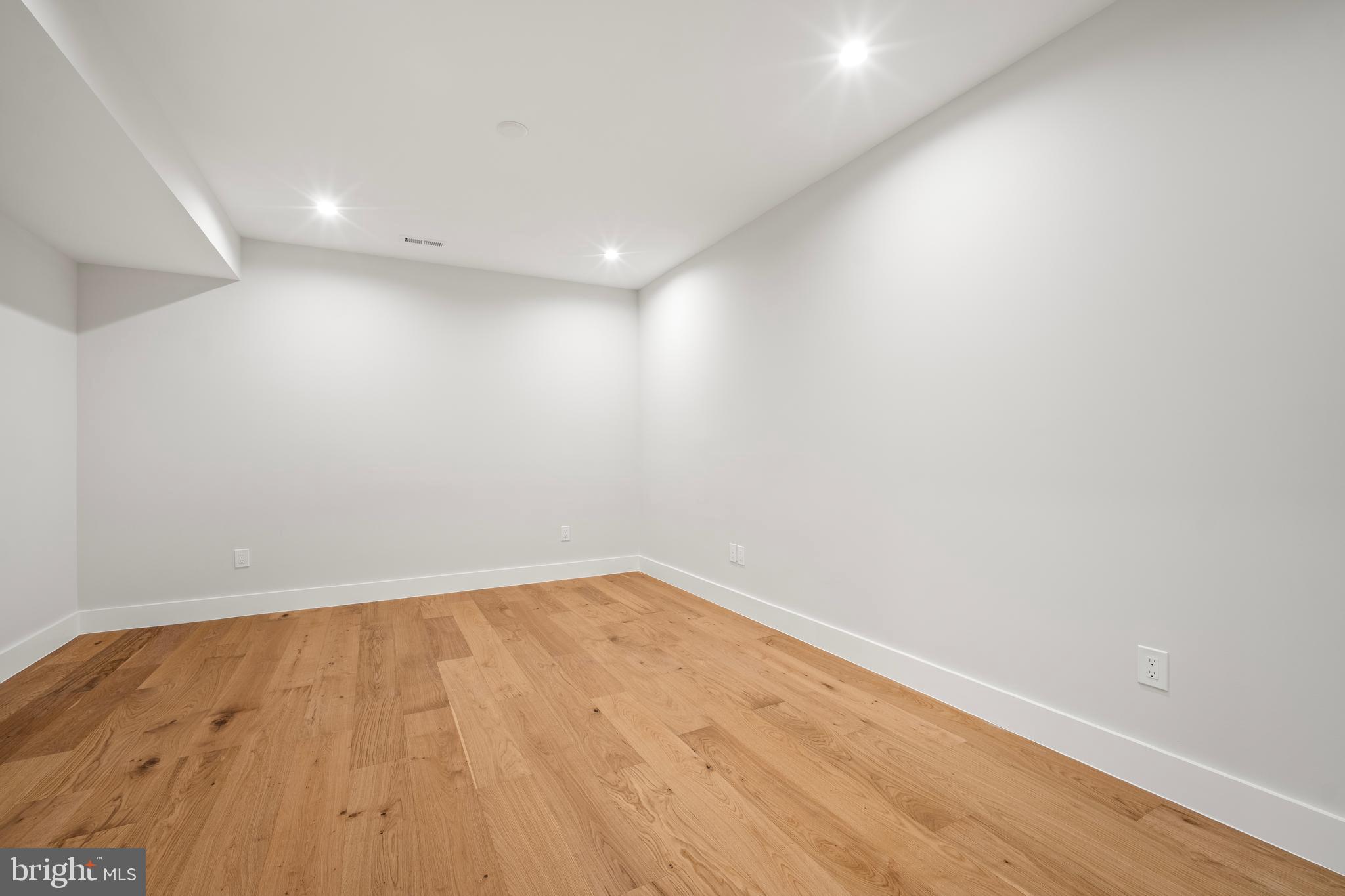 HAMLET - Residential