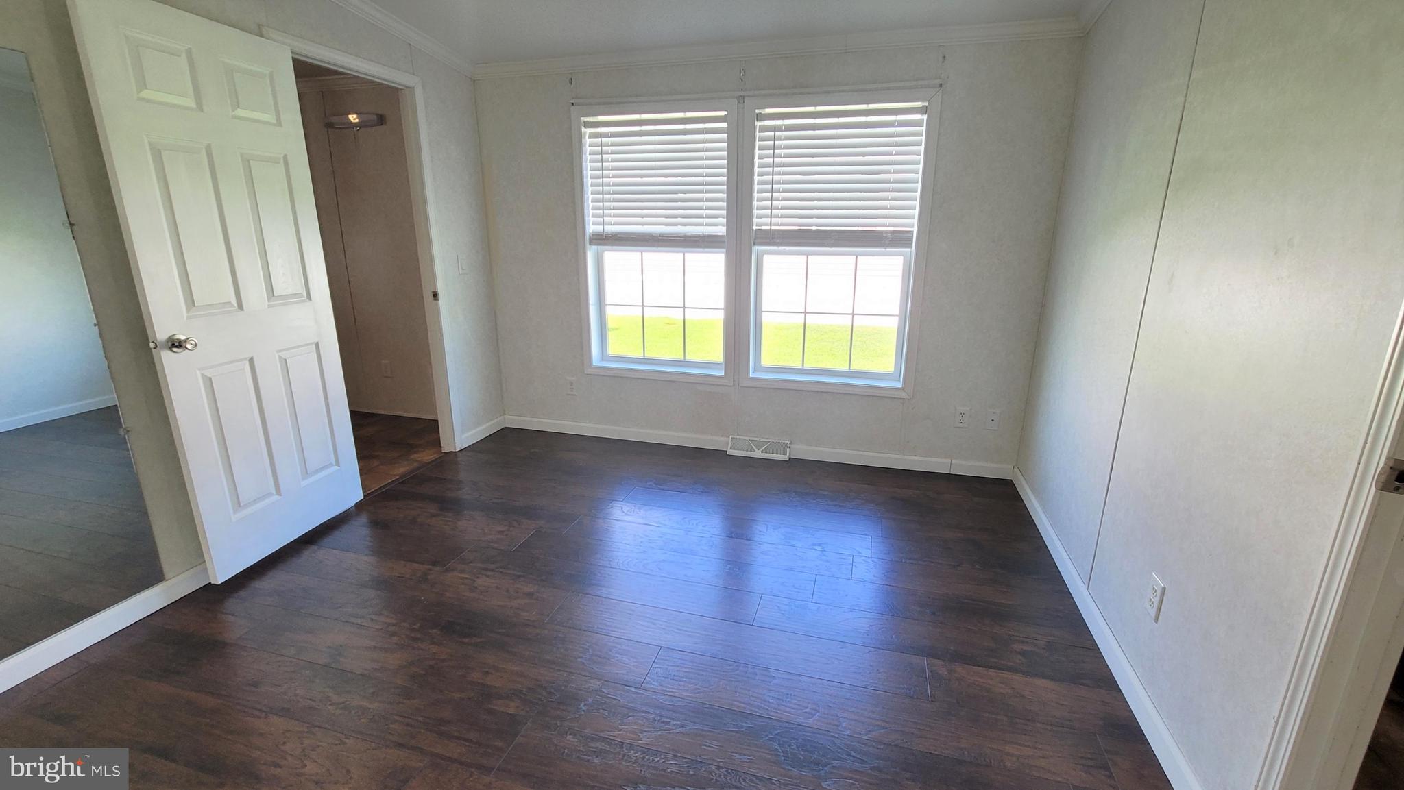 SHERWOOD FOREST - Residential