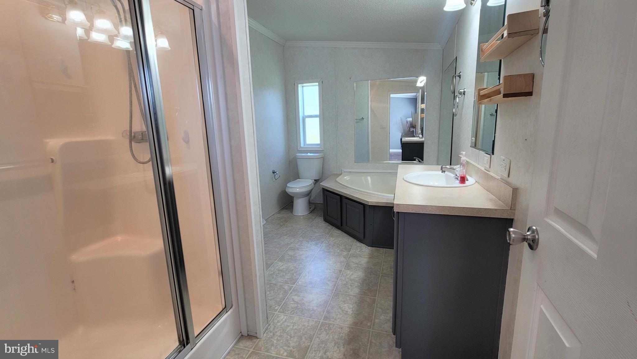 SHERWOOD FOREST - Residential