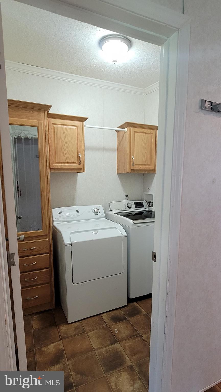 SHERWOOD FOREST - Residential