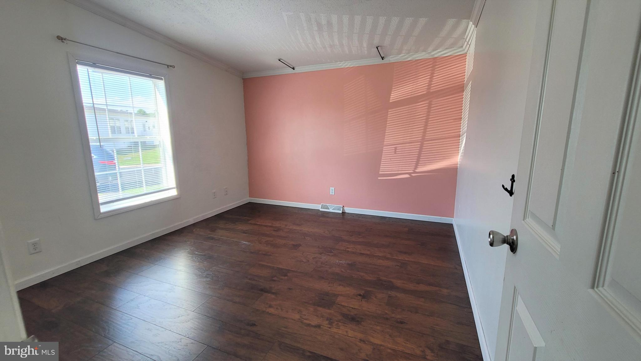 SHERWOOD FOREST - Residential