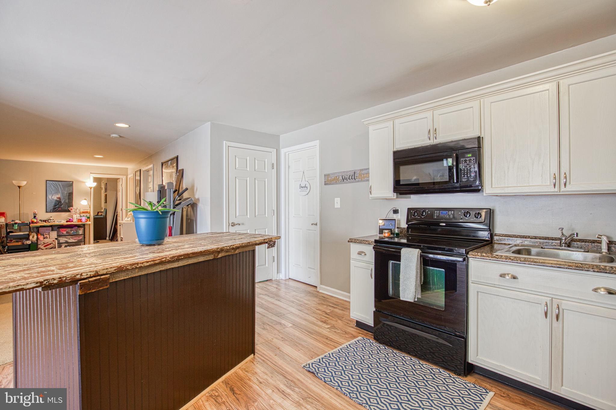 LEELAND STATION - Residential