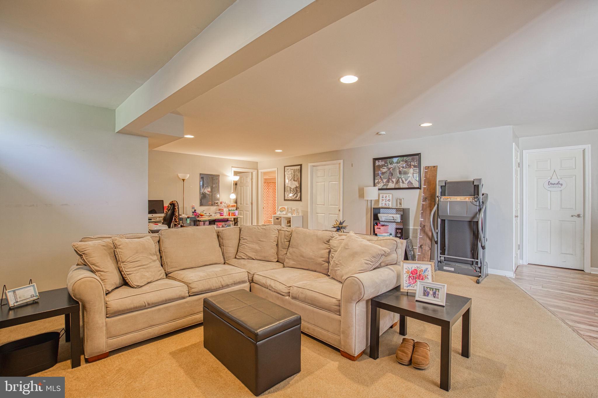 LEELAND STATION - Residential