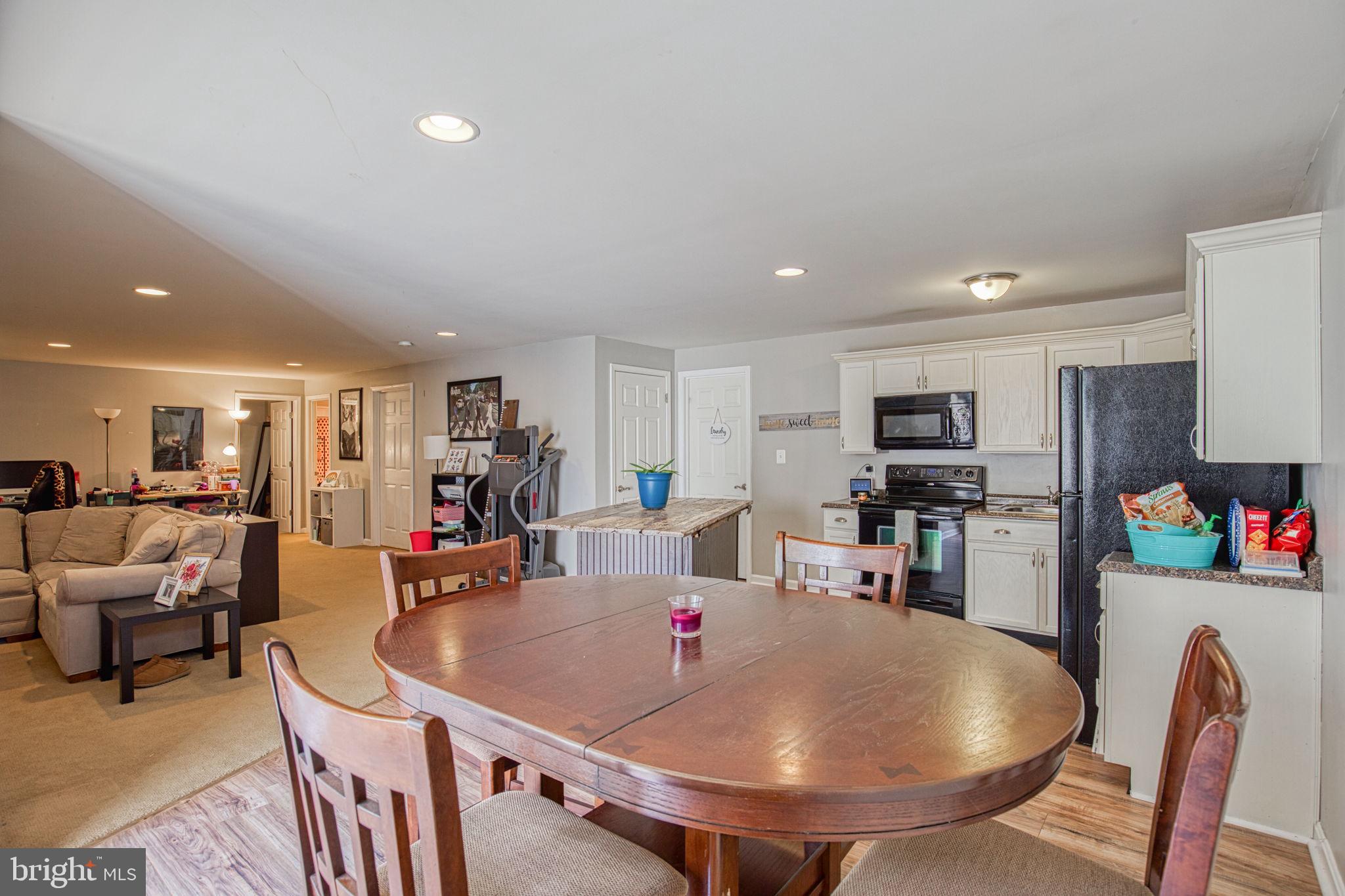 LEELAND STATION - Residential