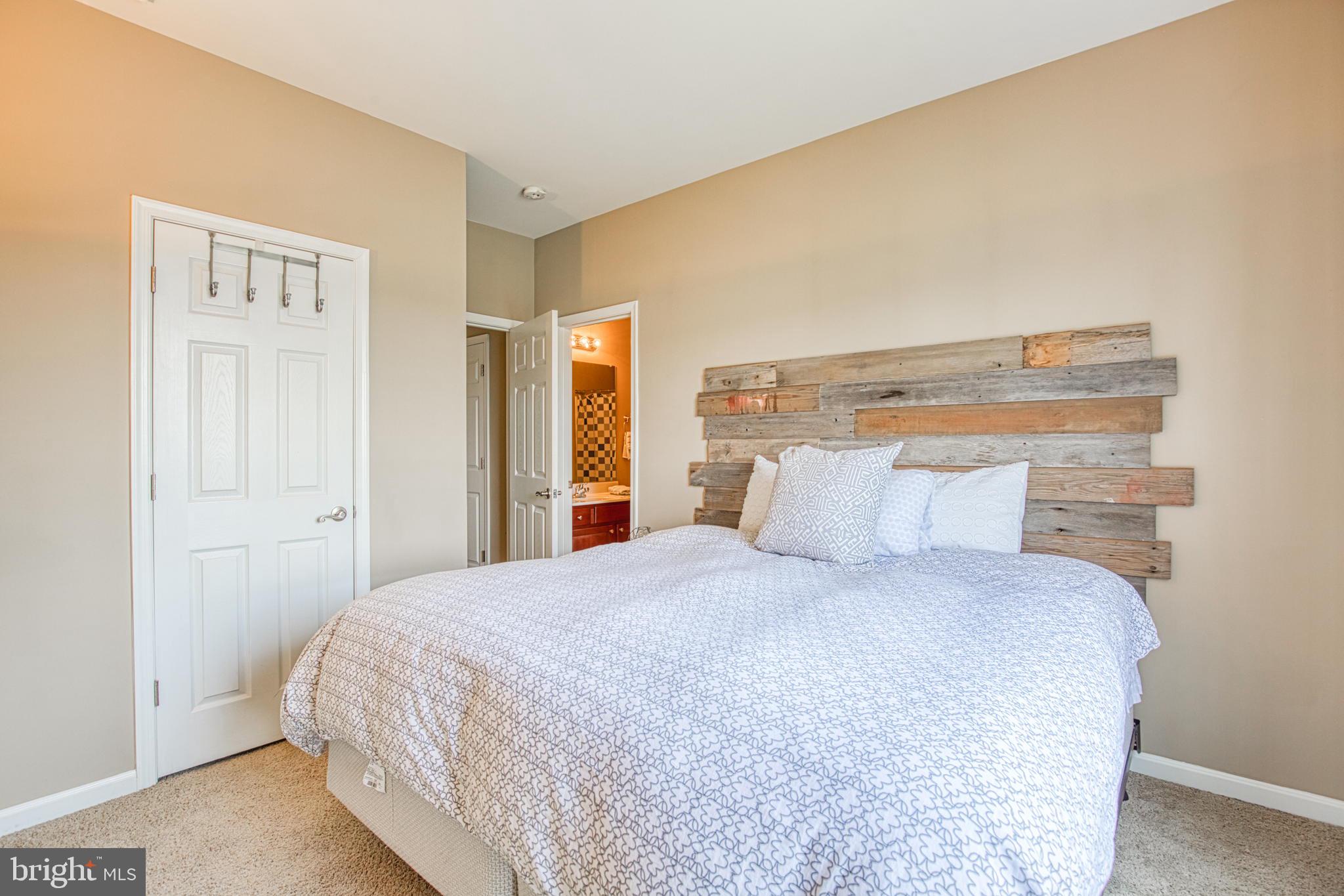 LEELAND STATION - Residential