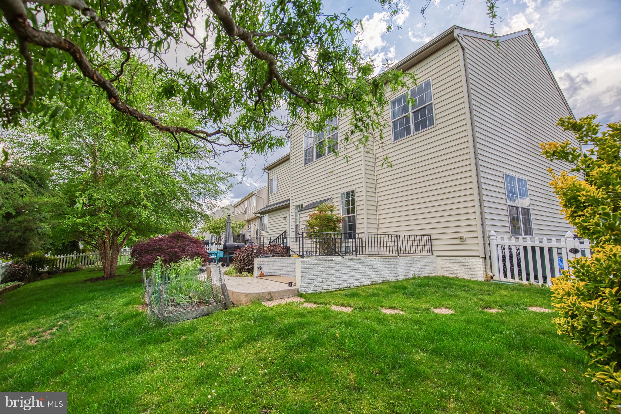 LEELAND STATION - Residential