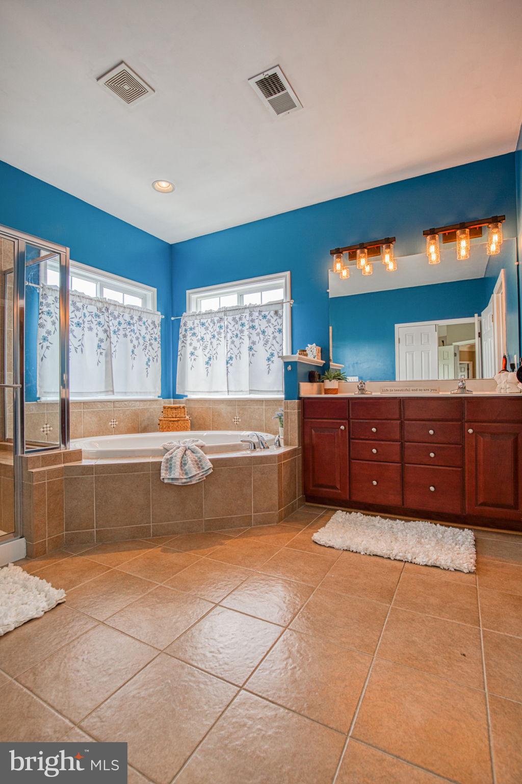 LEELAND STATION - Residential