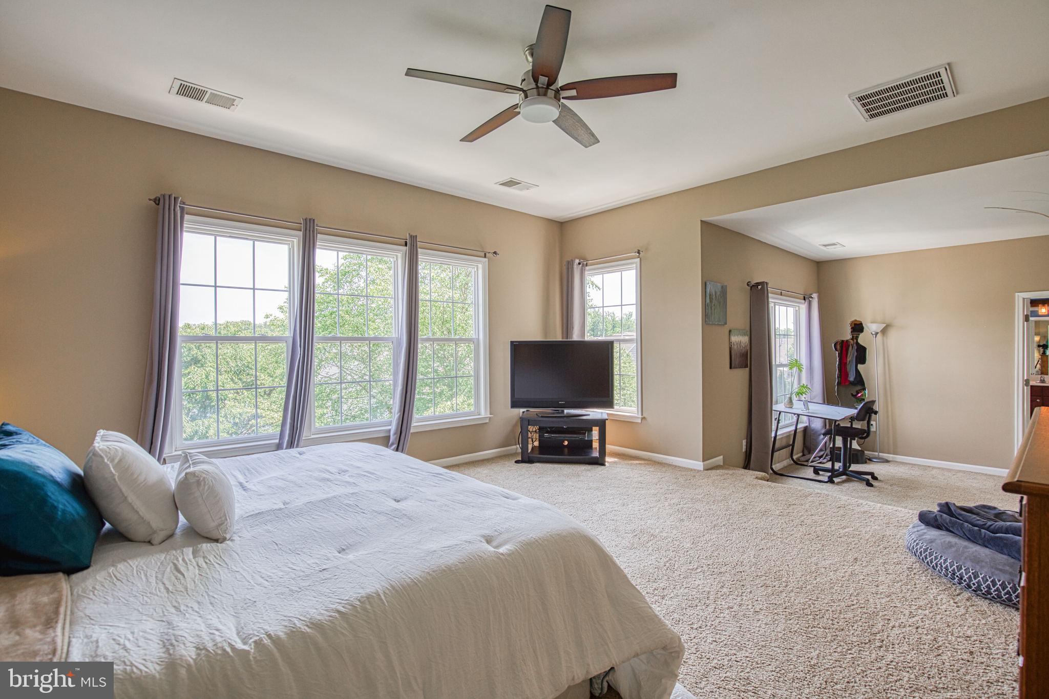 LEELAND STATION - Residential