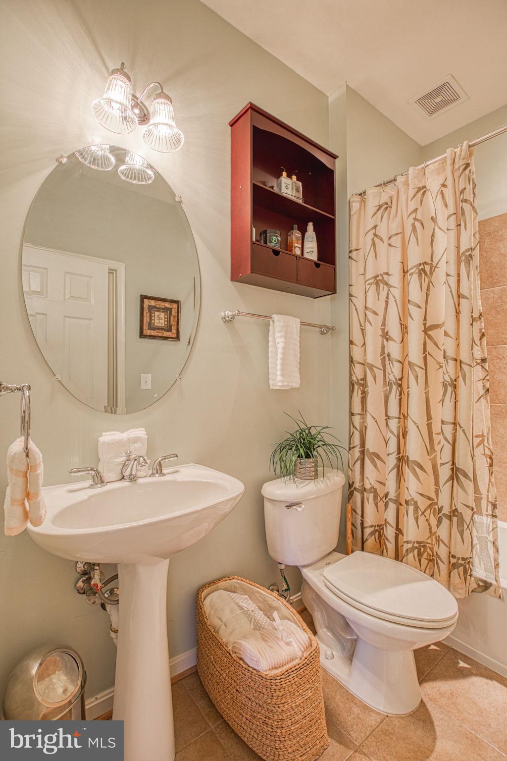 LEELAND STATION - Residential