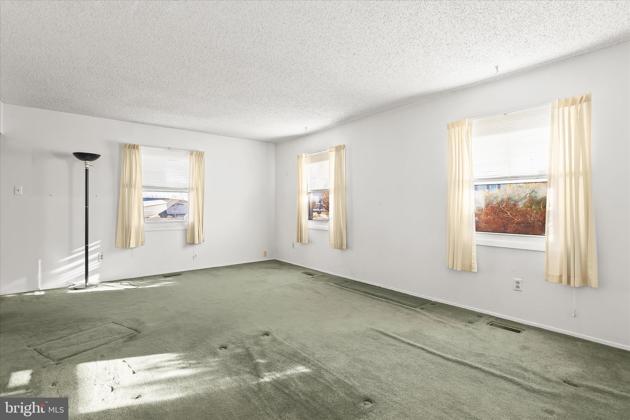 RUMSEY ISLAND - Residential