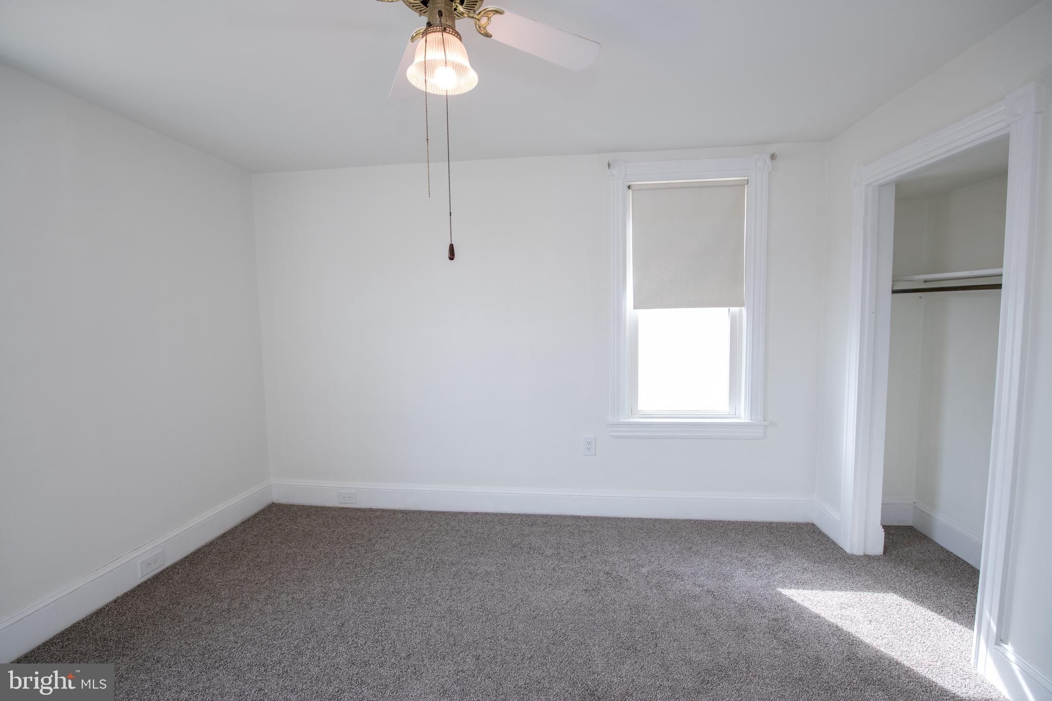 BRENTWOOD MANOR - Residential