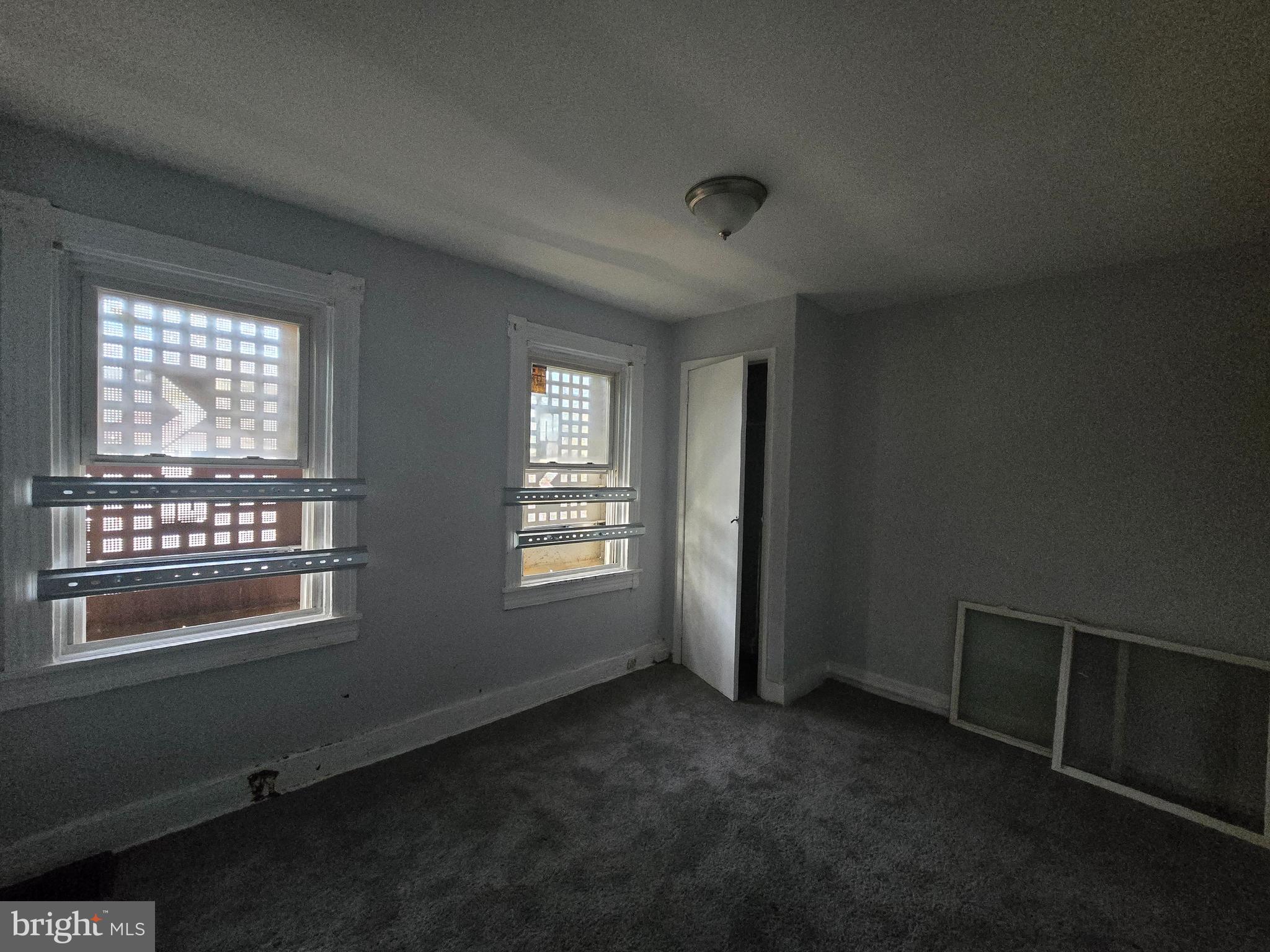 OLIVER - Residential