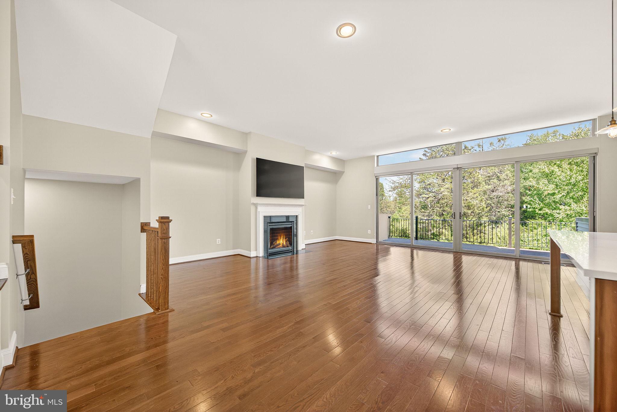 BRAMBLETON - Residential
