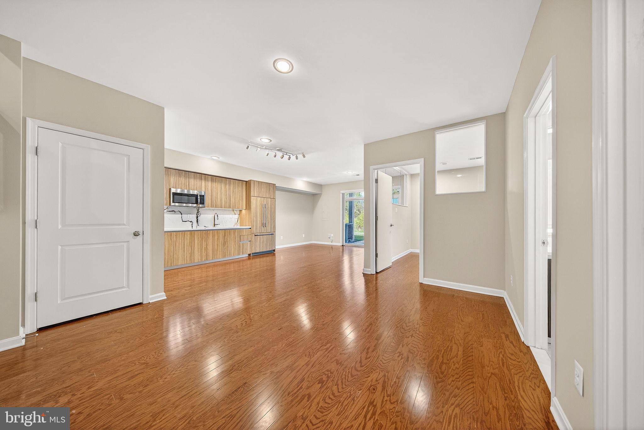 BRAMBLETON - Residential