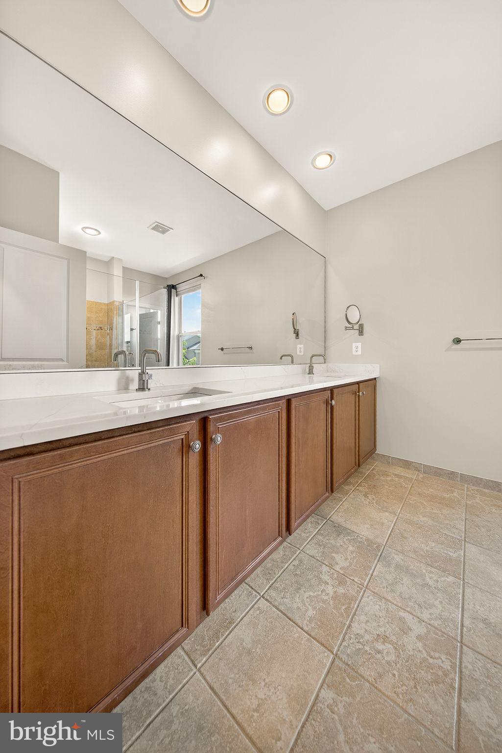 BRAMBLETON - Residential