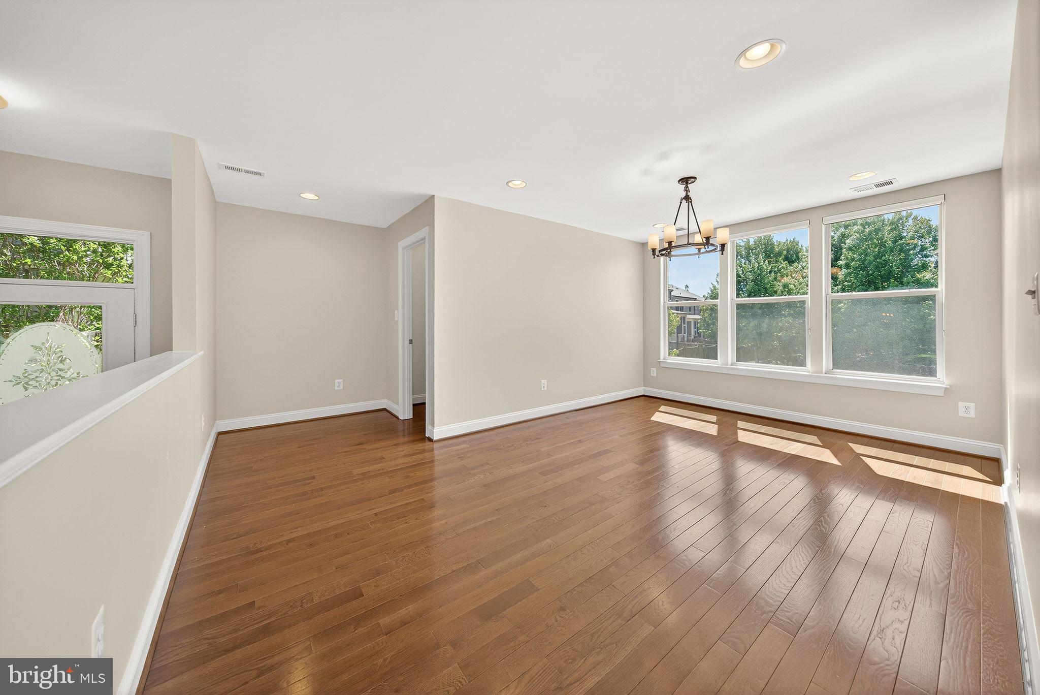 BRAMBLETON - Residential