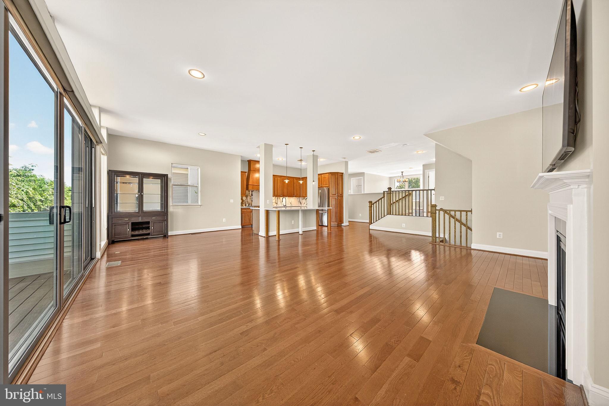 BRAMBLETON - Residential