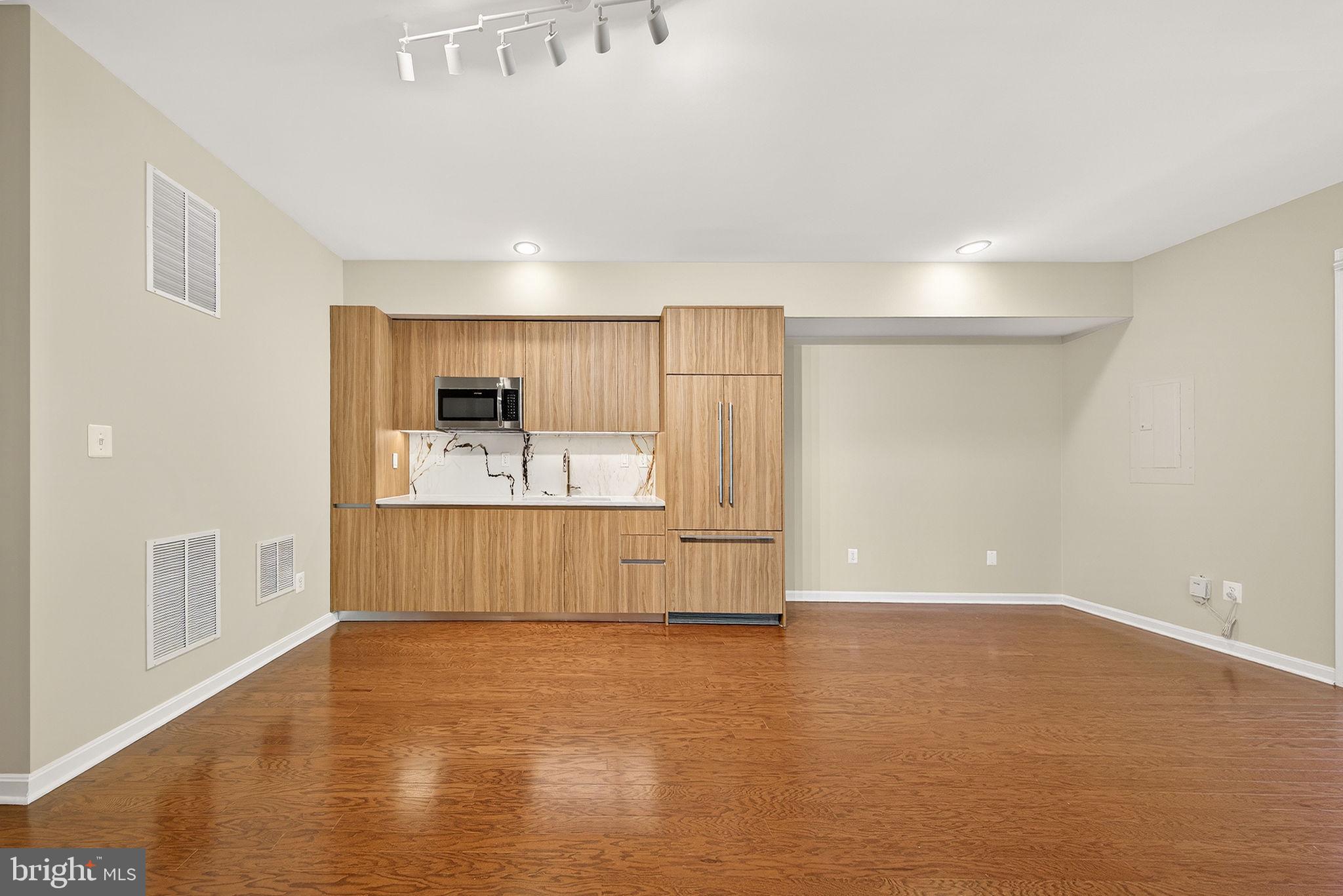 BRAMBLETON - Residential