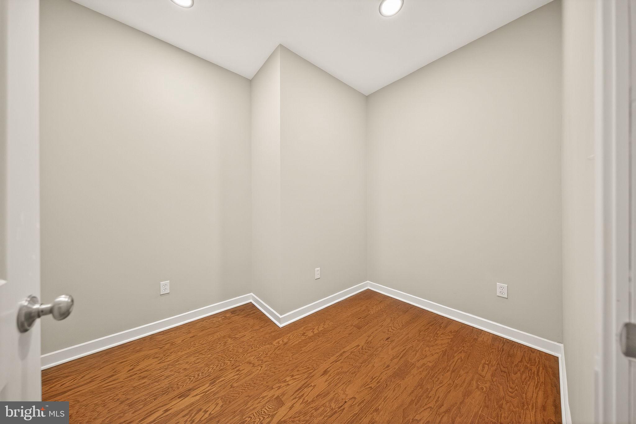 BRAMBLETON - Residential